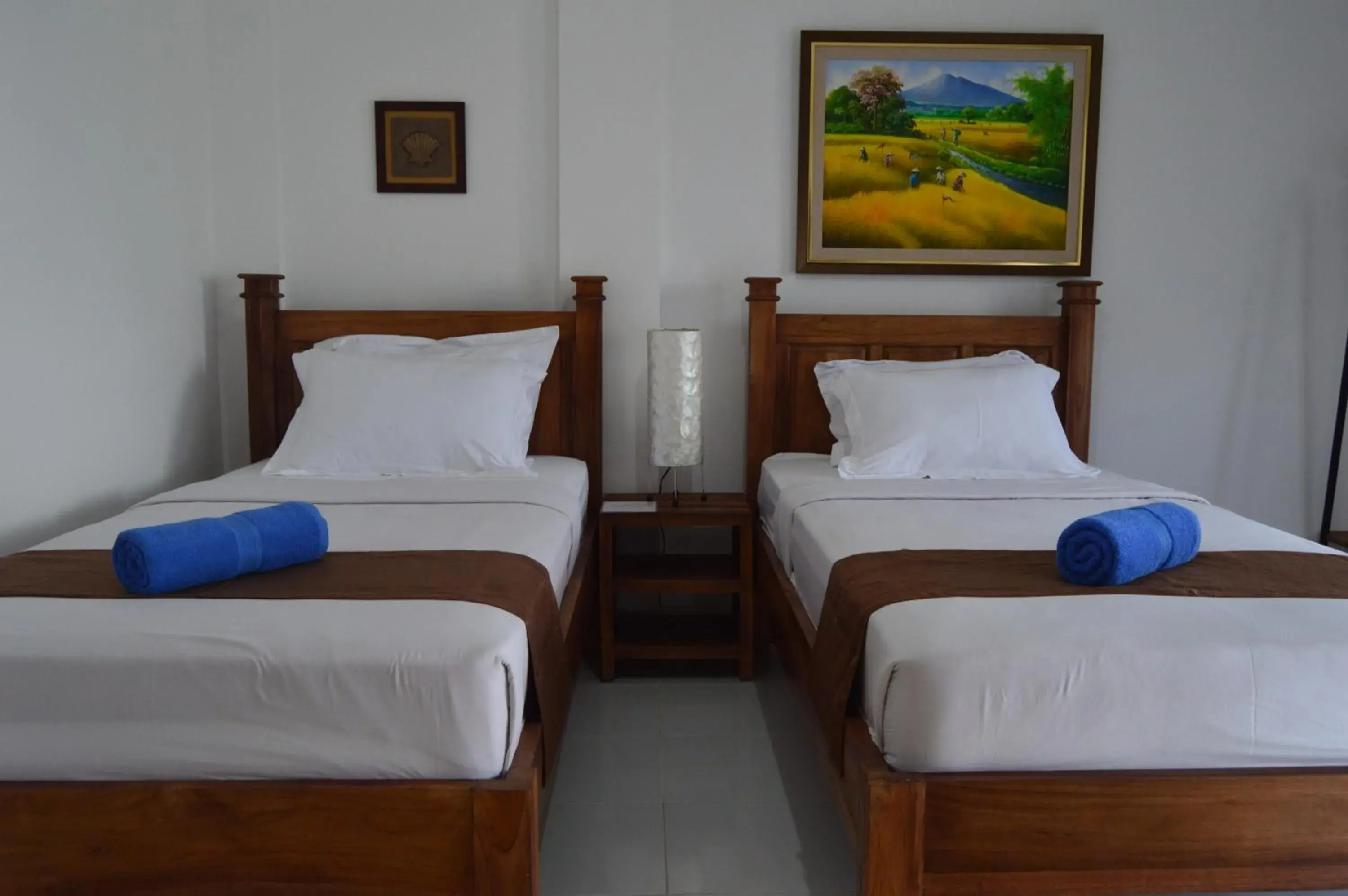 Superior Twin Room in Askara Guest House & Hostel Superior Twin Room in Askara Guest House & Hostel