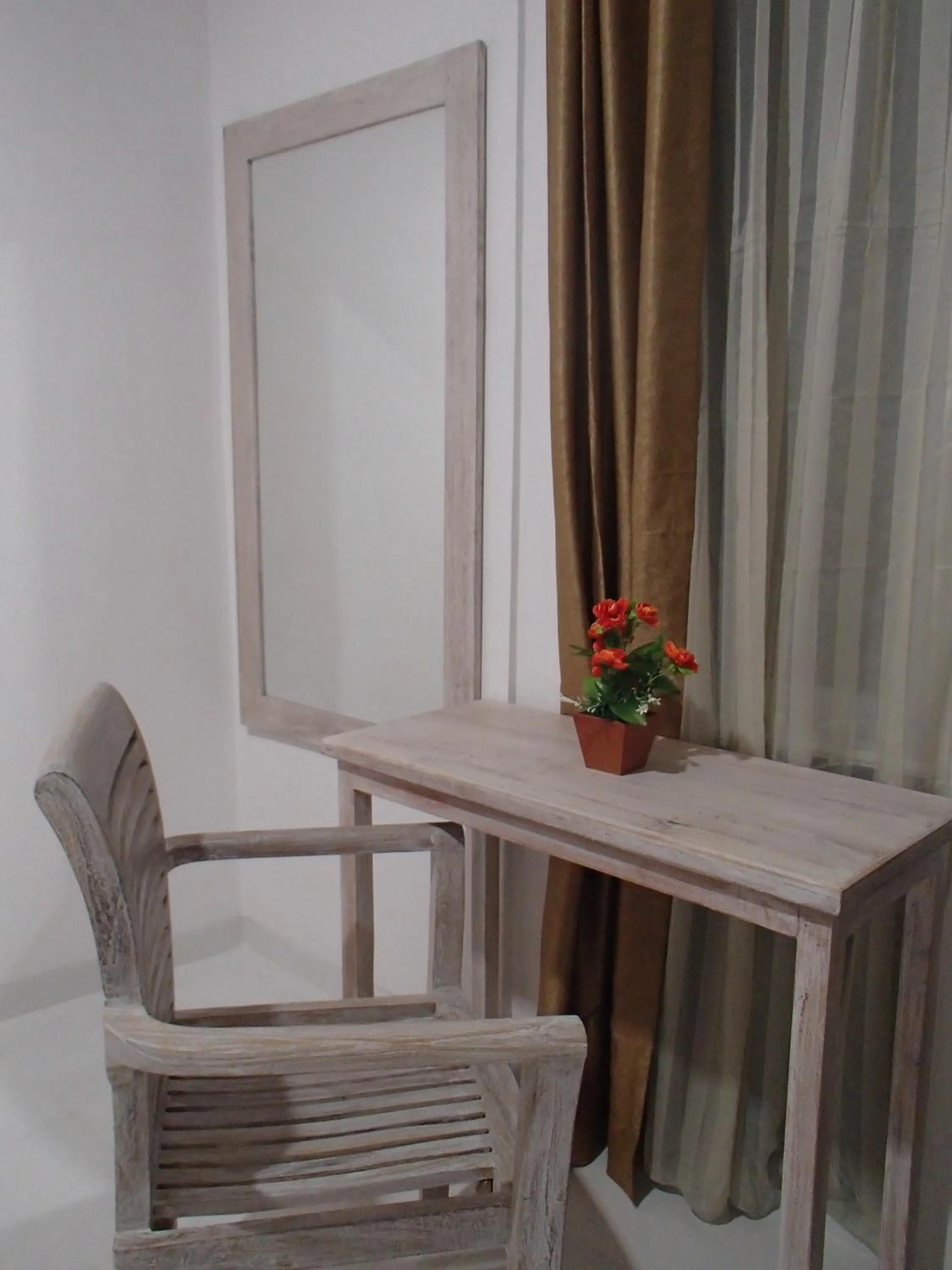 Seating area in Askara Guest House & Hostel