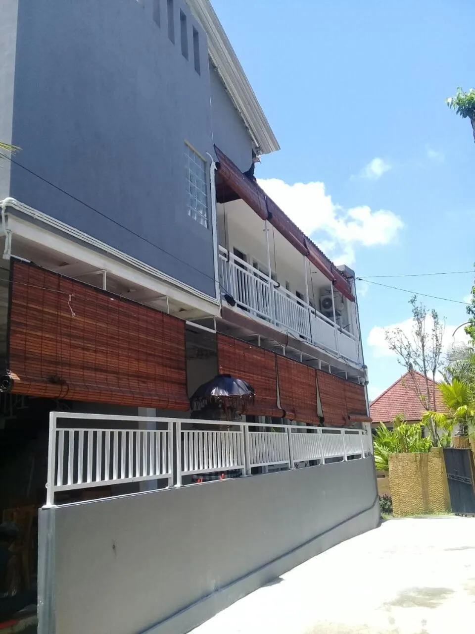 Property building in Askara Guest House & Hostel