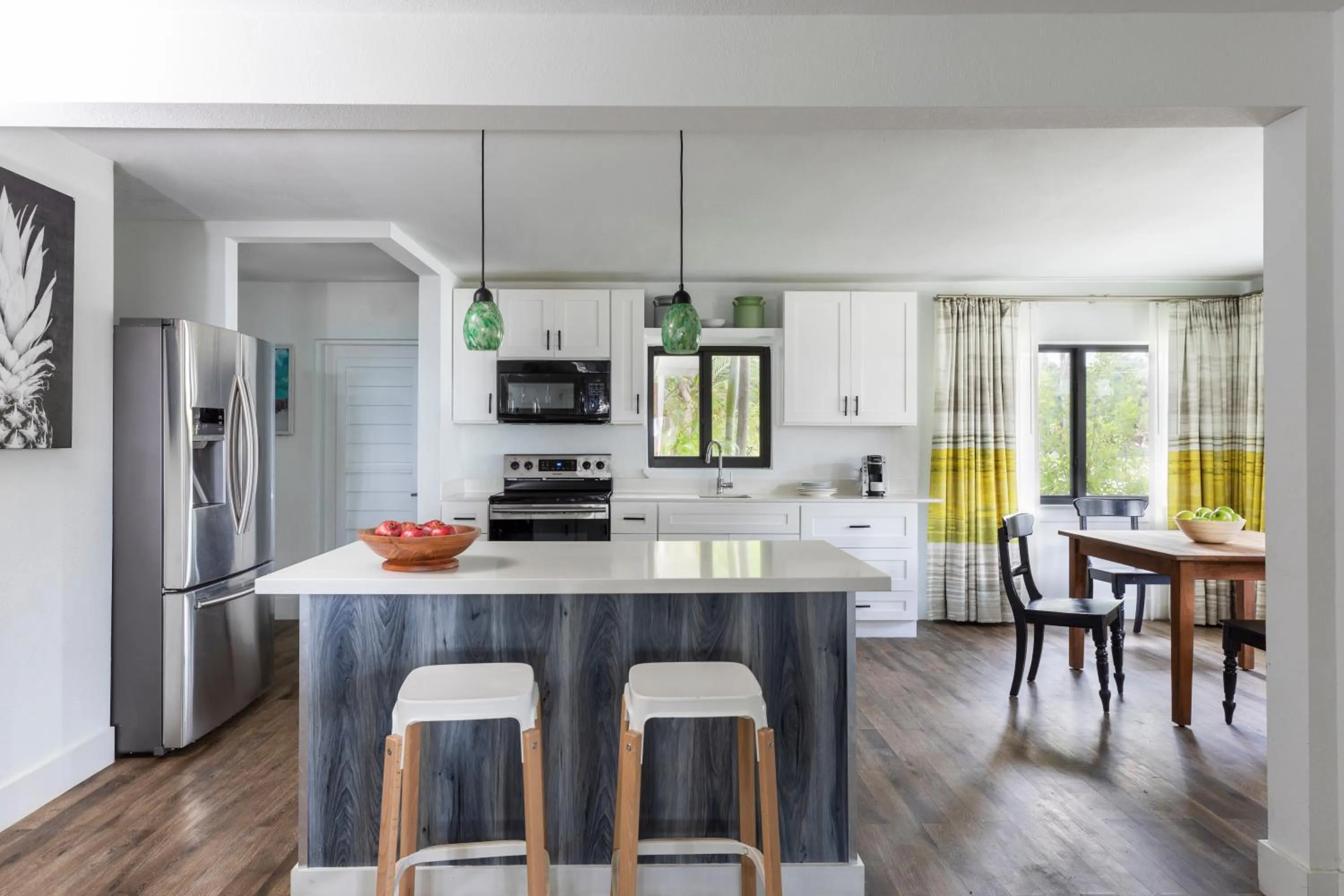 Kitchen or kitchenette in La Siesta Resort & Villas