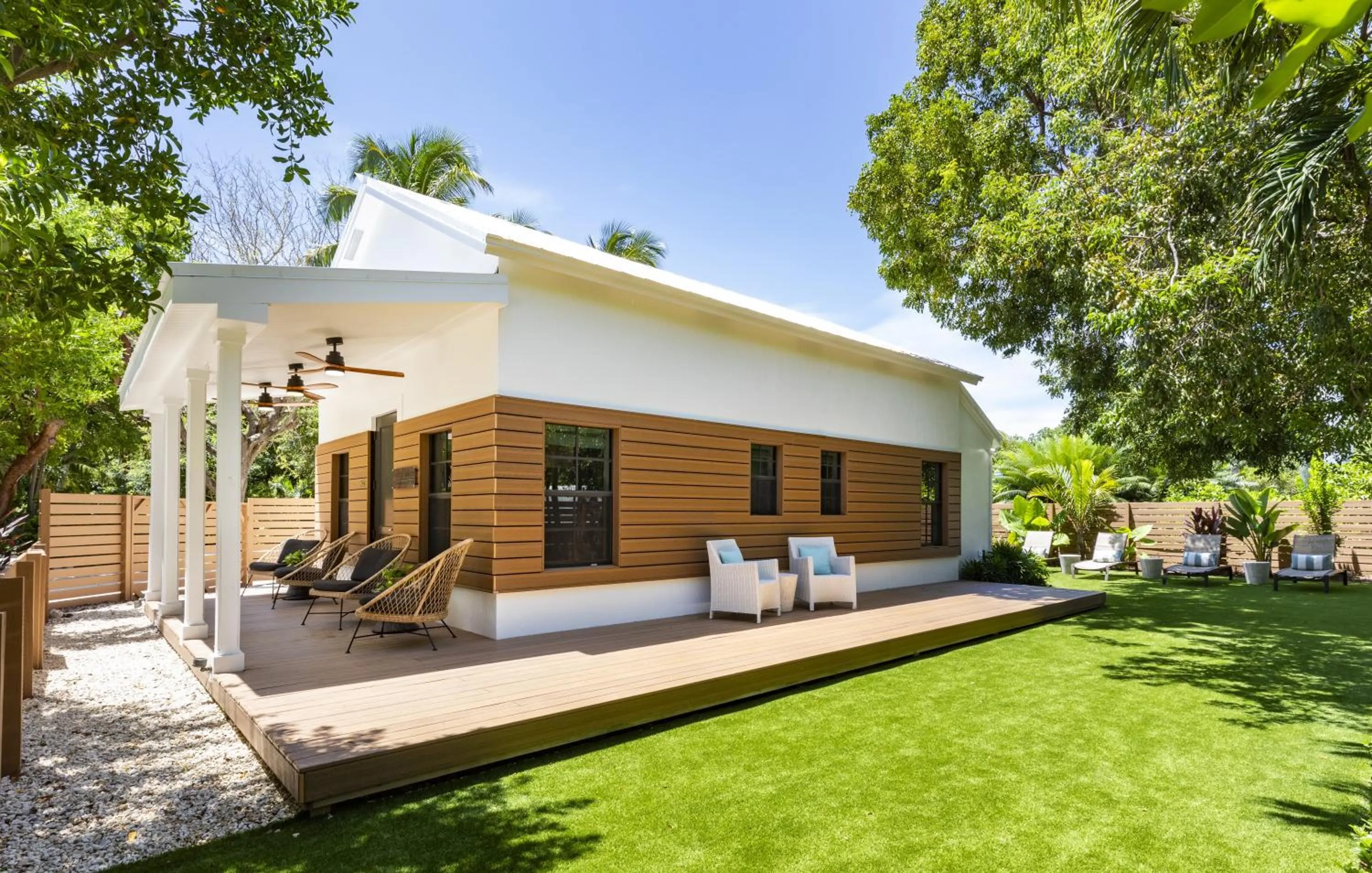 Balcony/Terrace in La Siesta Resort & Villas