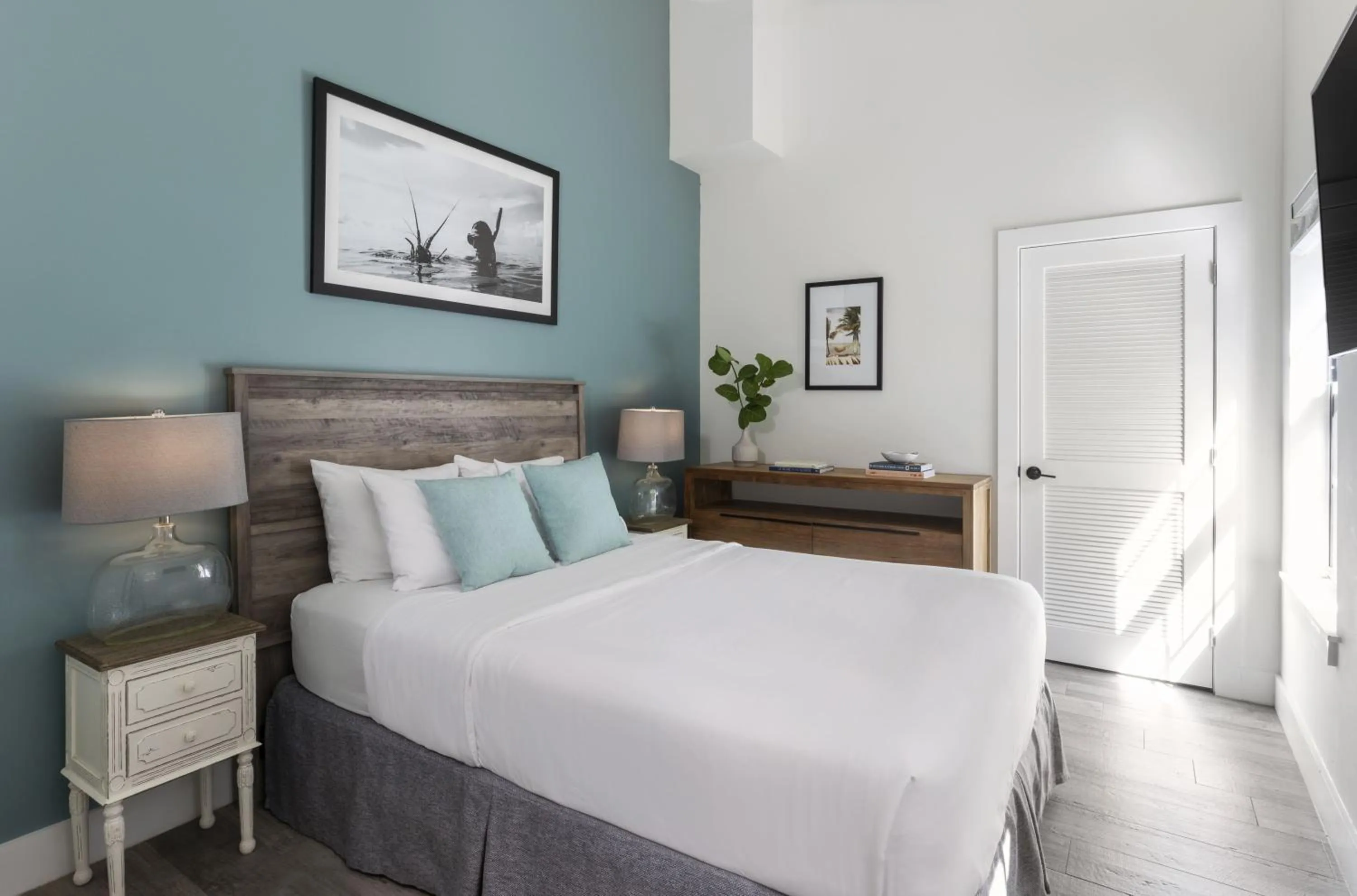 Bedroom, Bed in La Siesta Resort & Villas