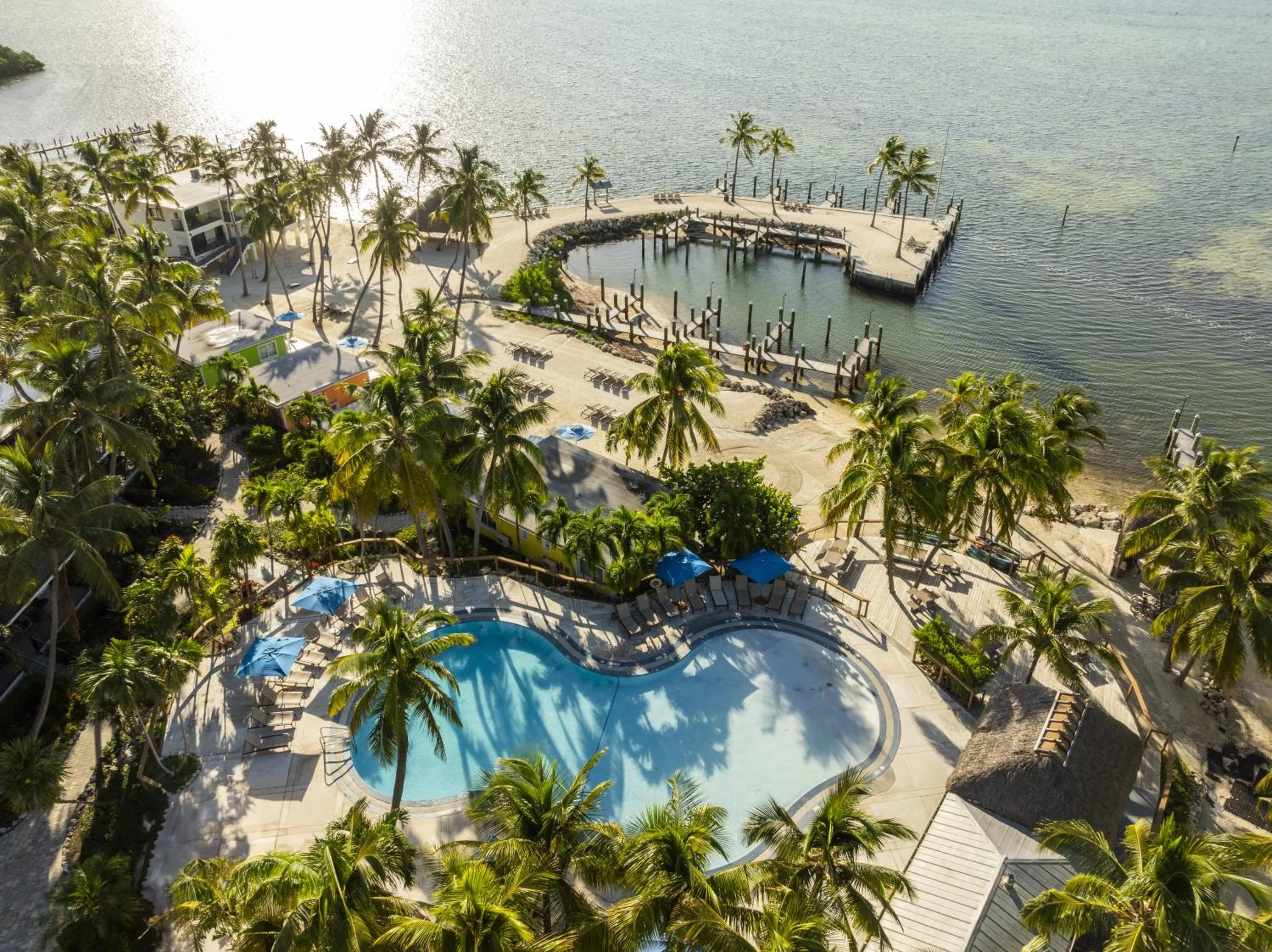 Swimming pool in La Siesta Resort & Villas