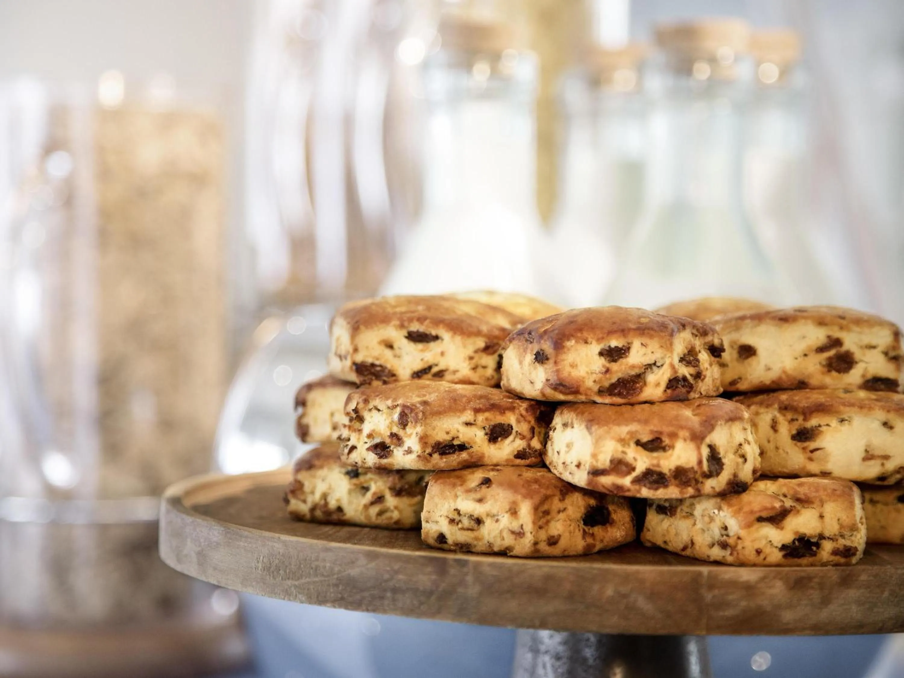 Restaurant/places to eat in Novotel Bangka Hotel & Convention Center