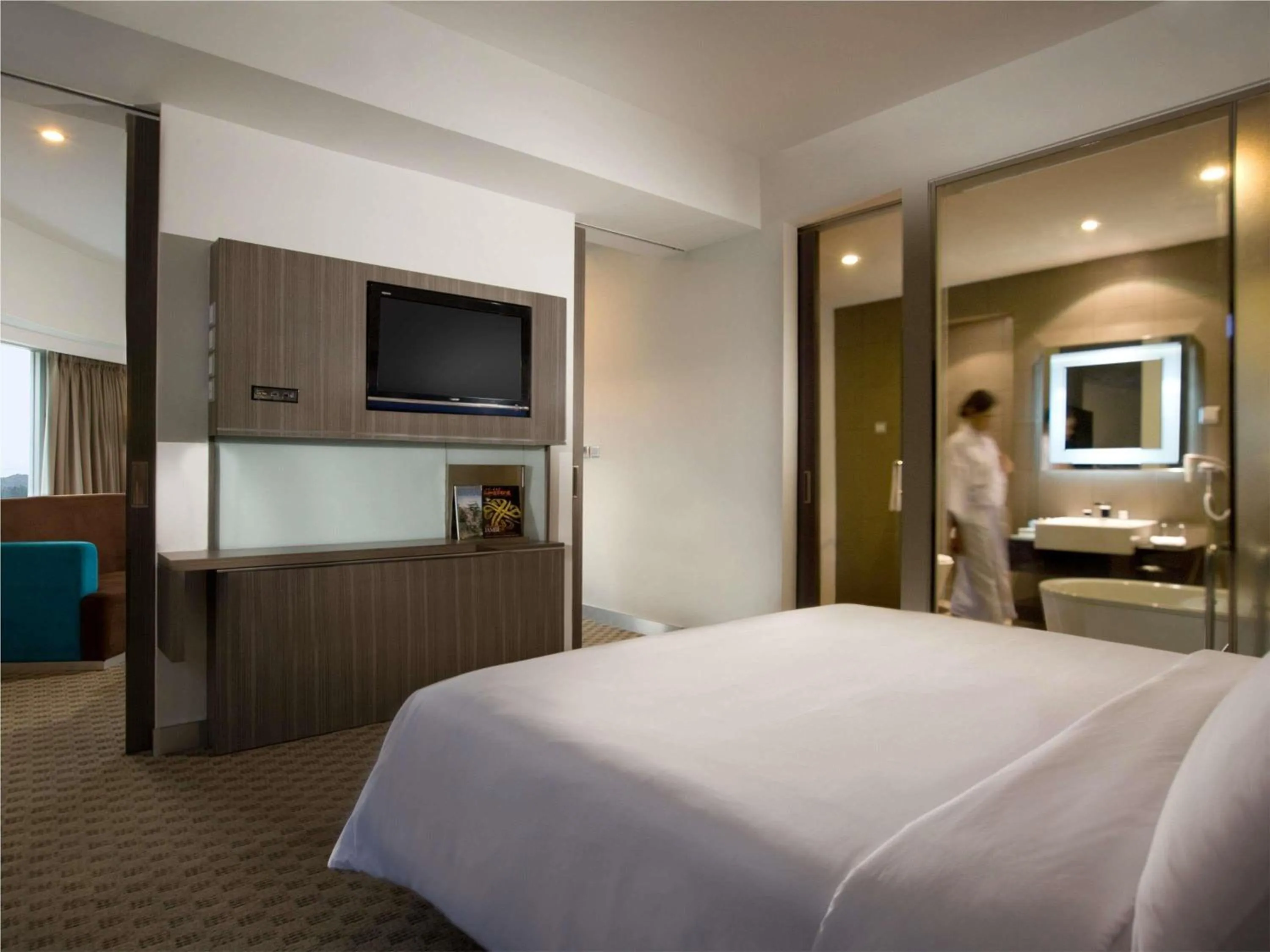 Bedroom, Bed in Novotel Bangka Hotel & Convention Center