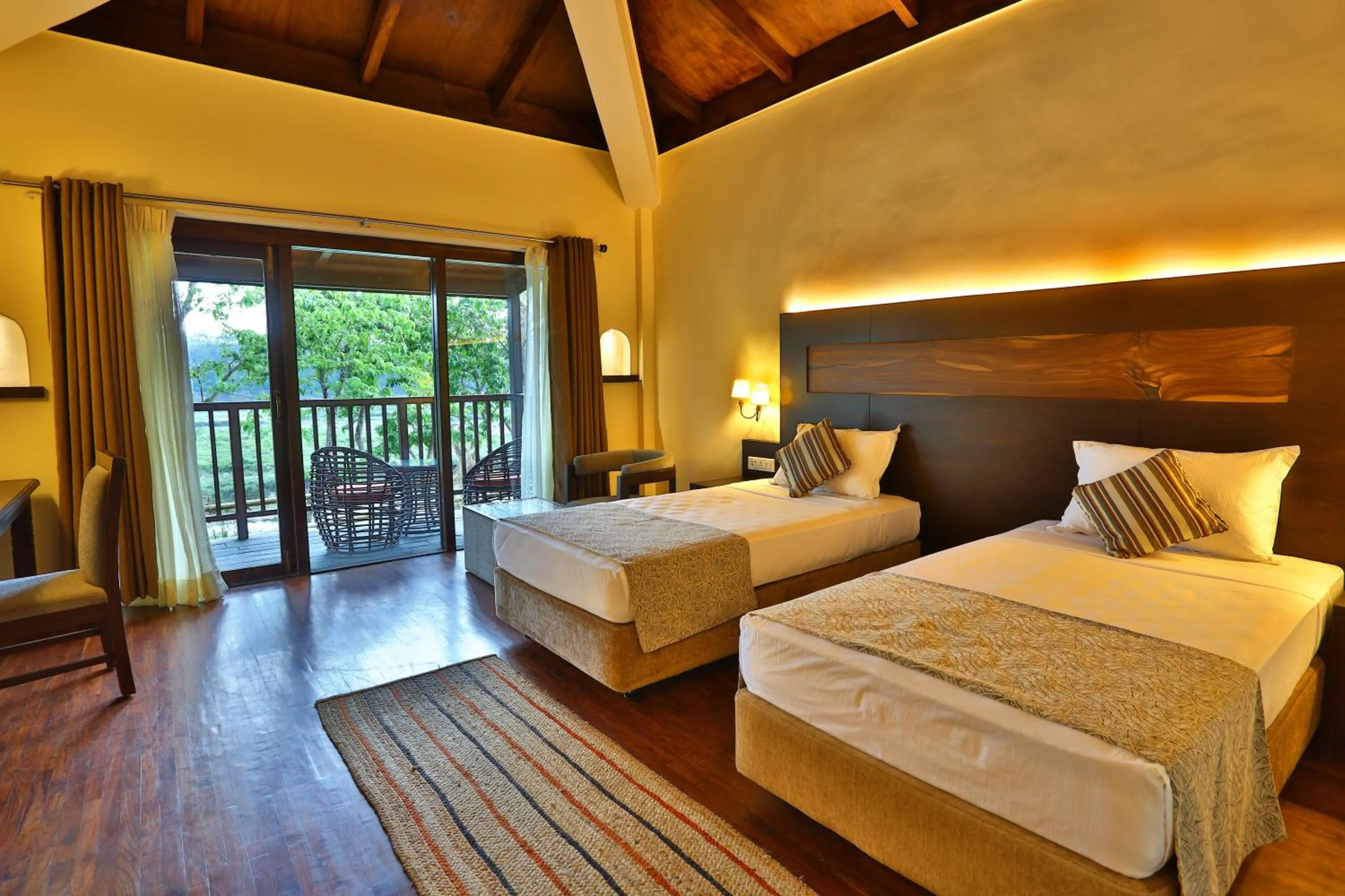 Bed in Jungle Villa Resort - Near Chitwan National Park
