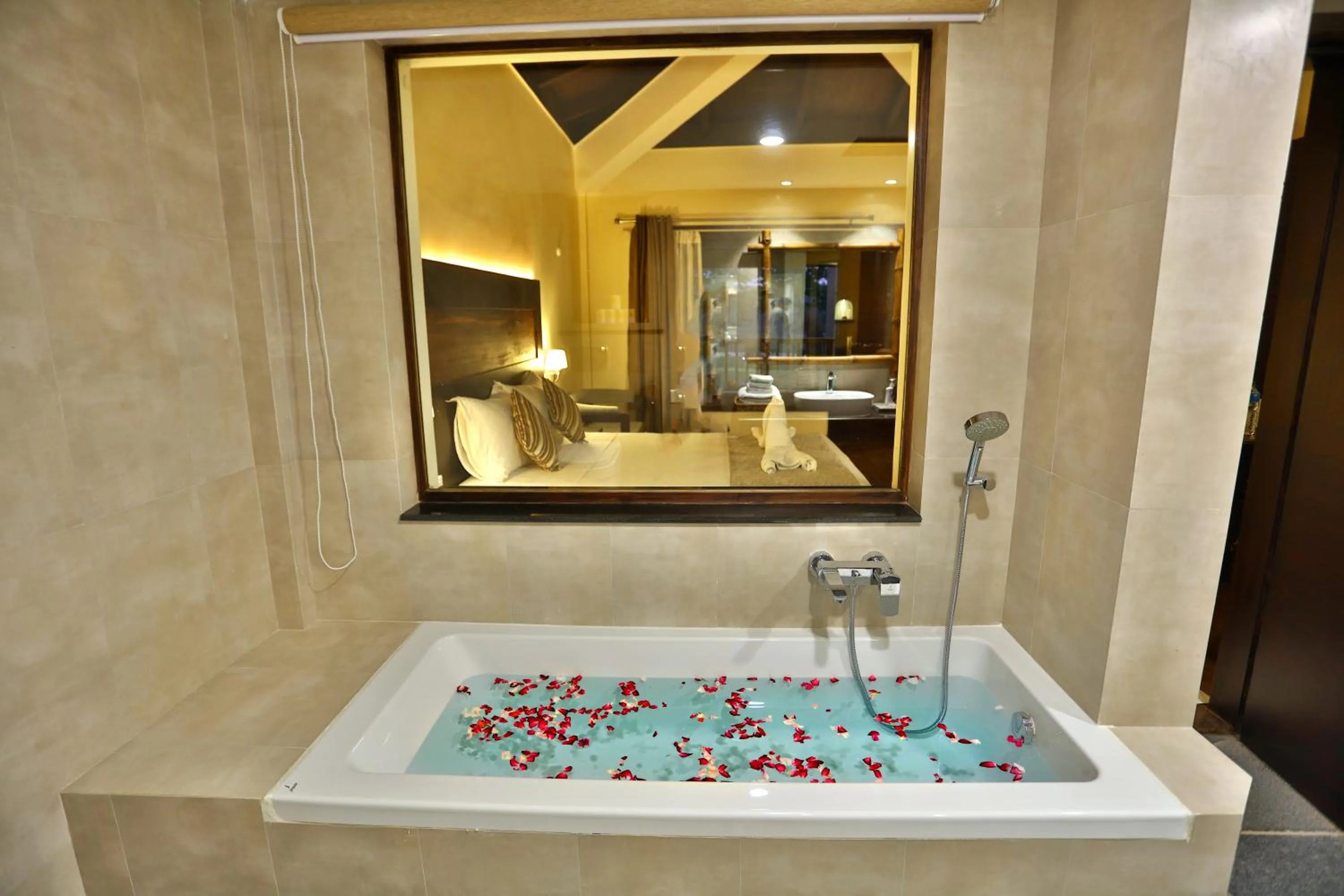 Bath in Jungle Villa Resort - Near Chitwan National Park