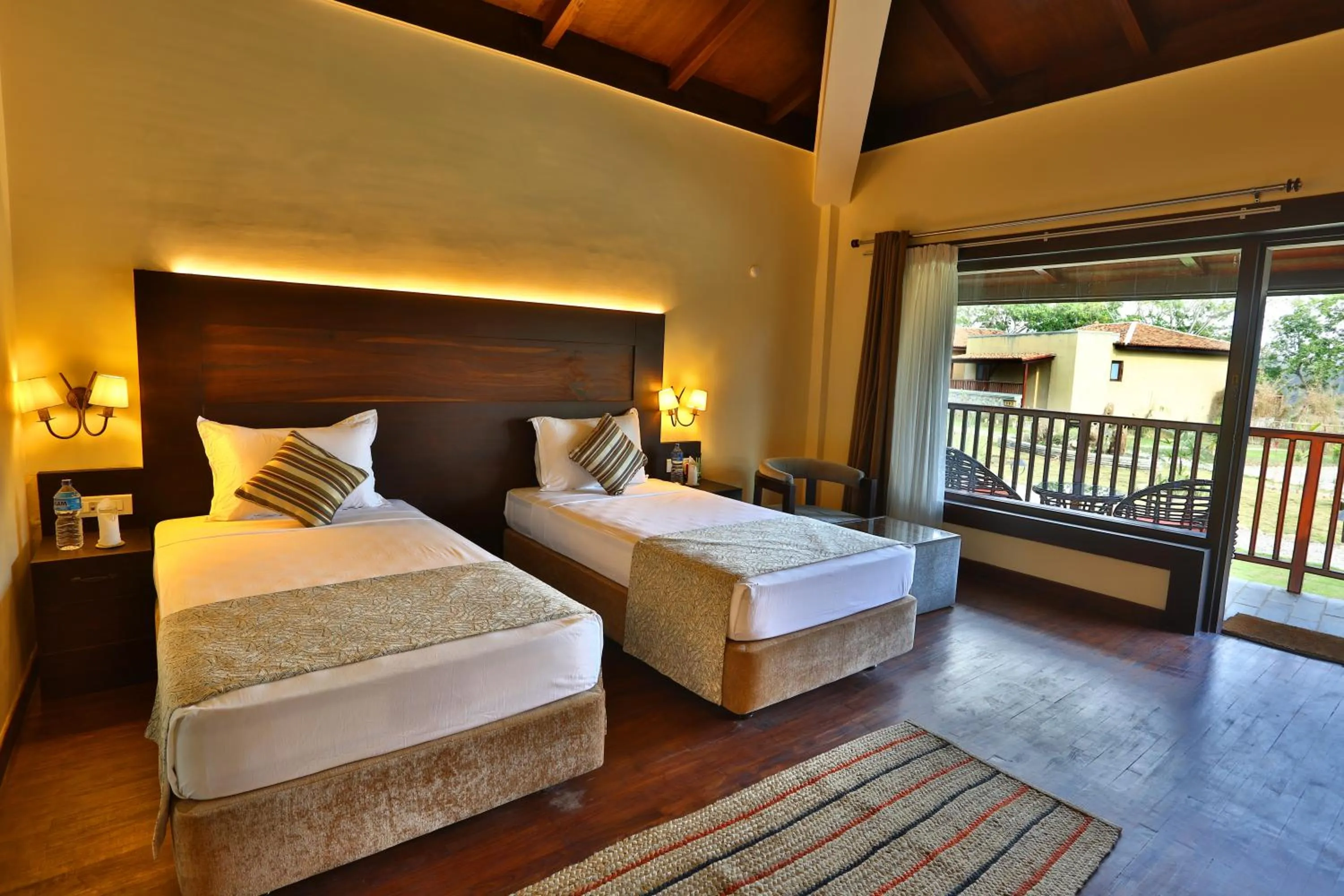 Bed in Jungle Villa Resort - Near Chitwan National Park