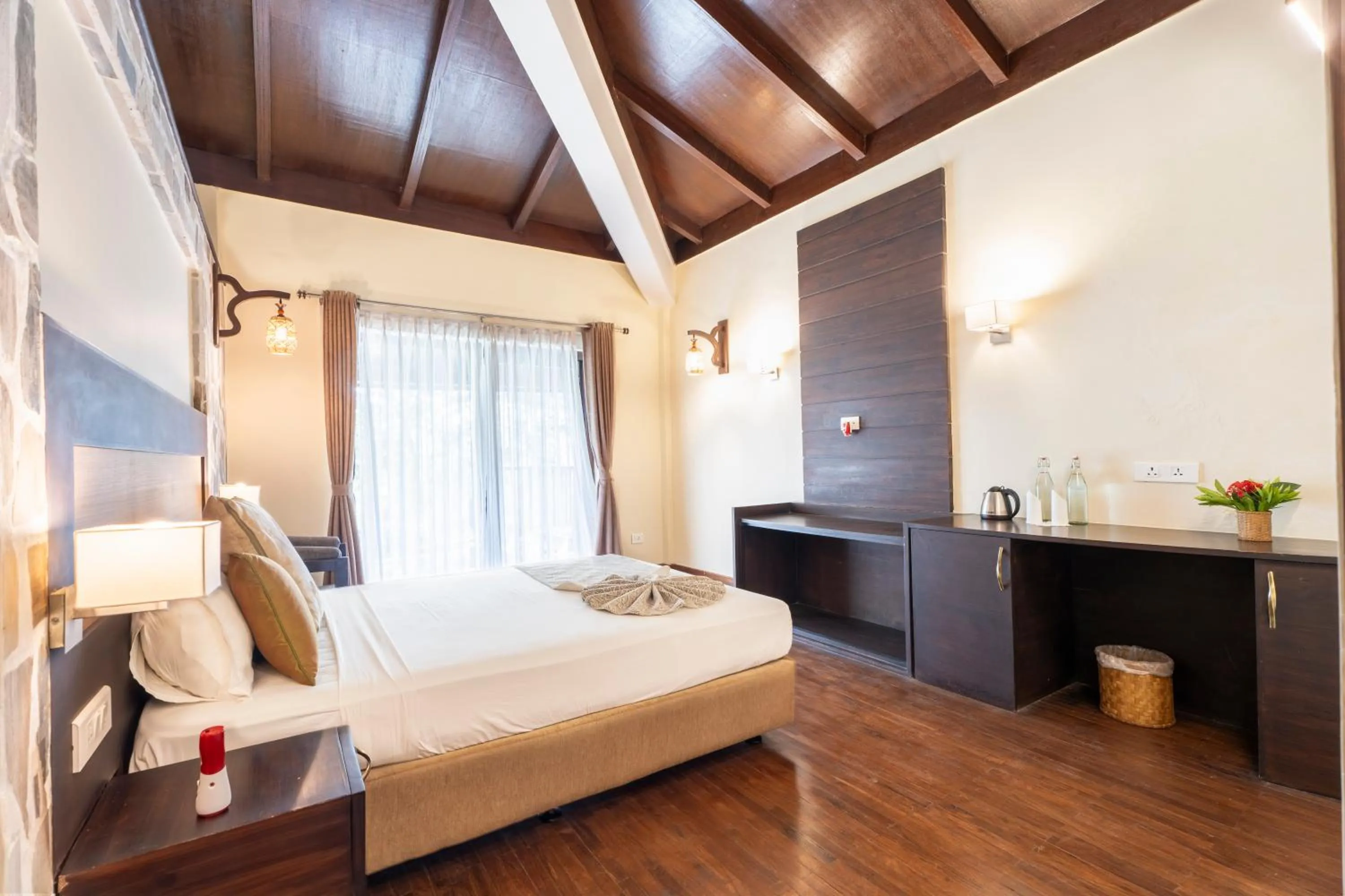 Bed in Jungle Villa Resort - Near Chitwan National Park