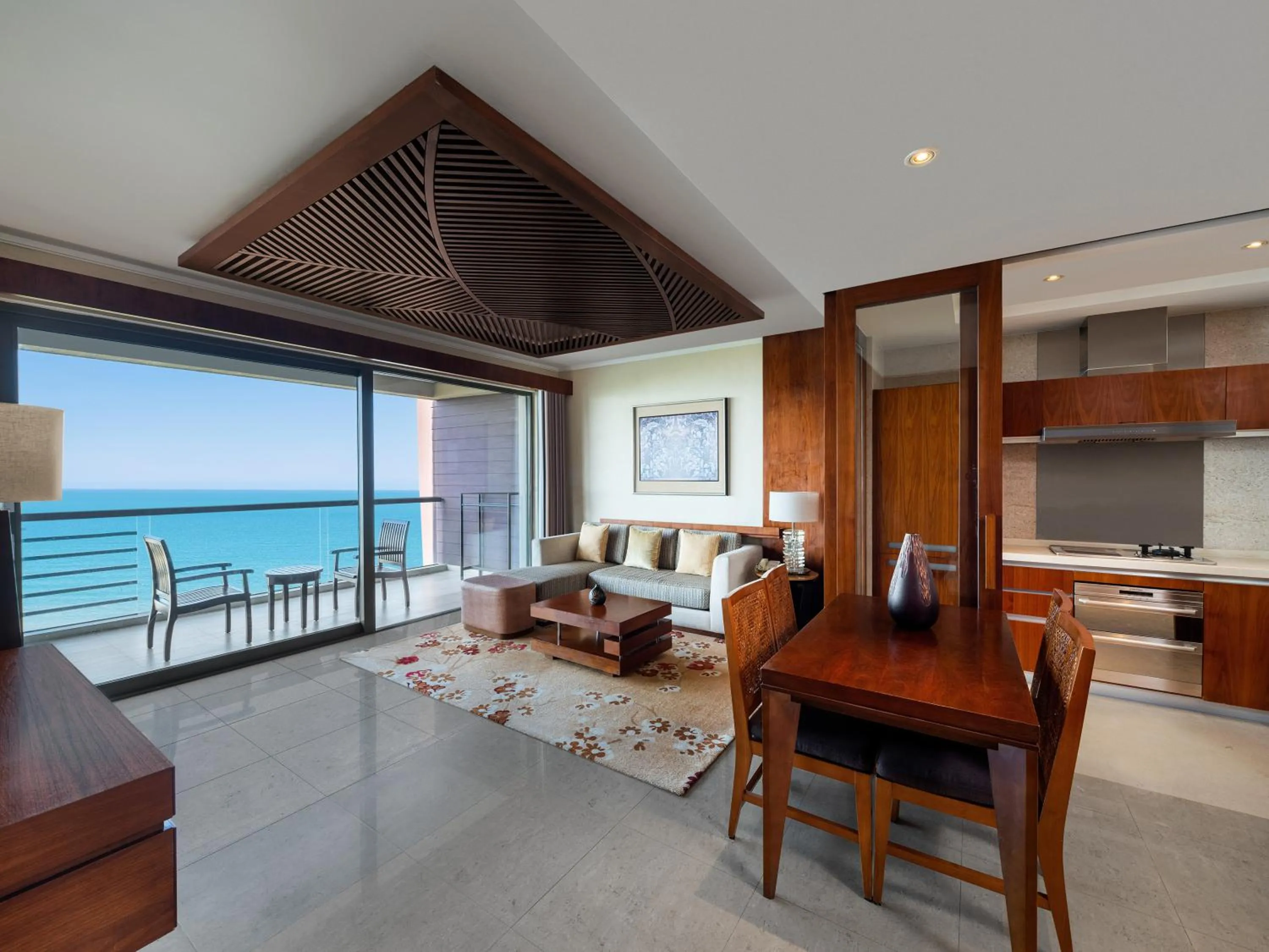 Photo of the whole room in Pullman Oceanview Sanya Bay Resort & Spa