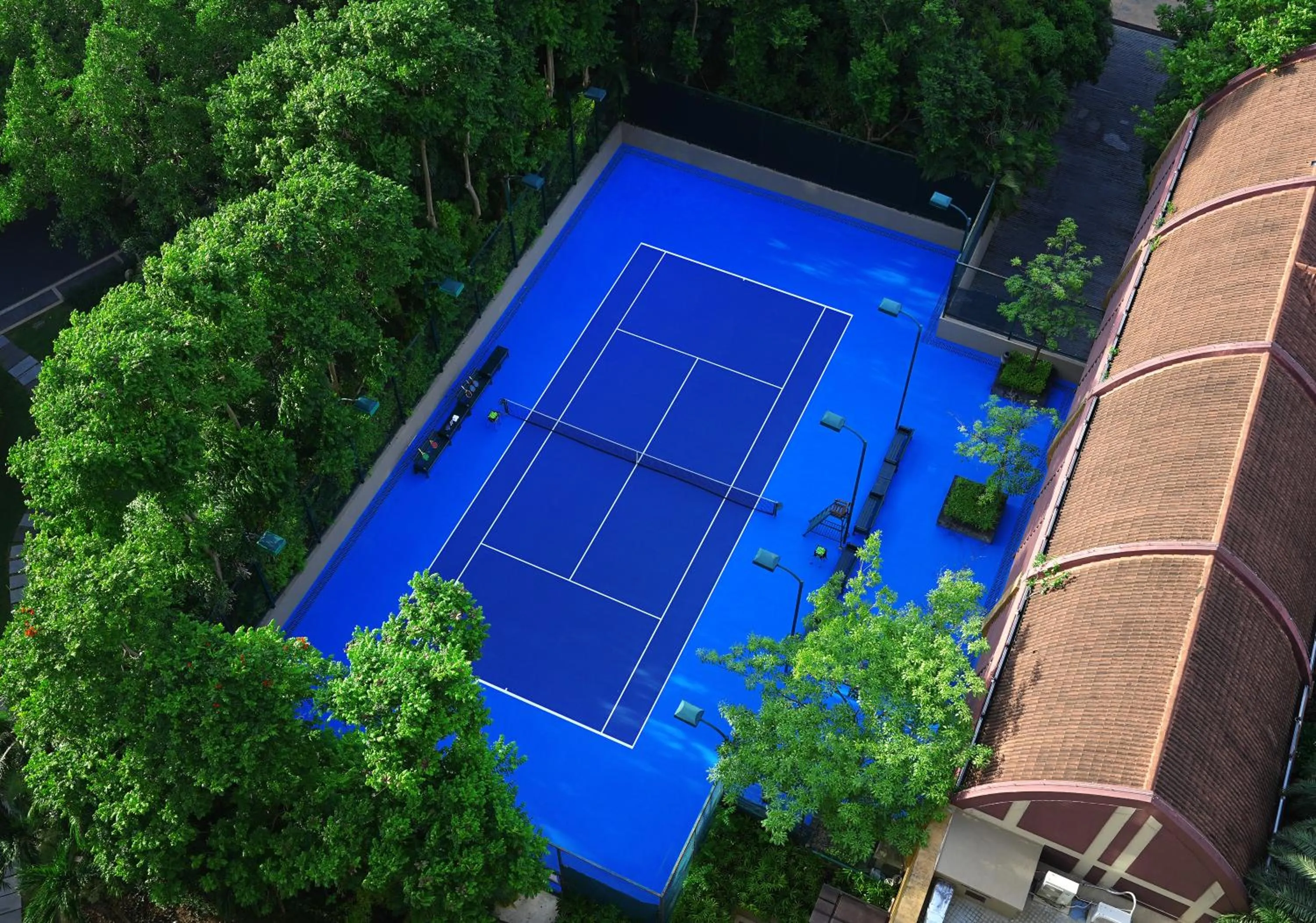 Tennis court in Pullman Oceanview Sanya Bay Resort & Spa