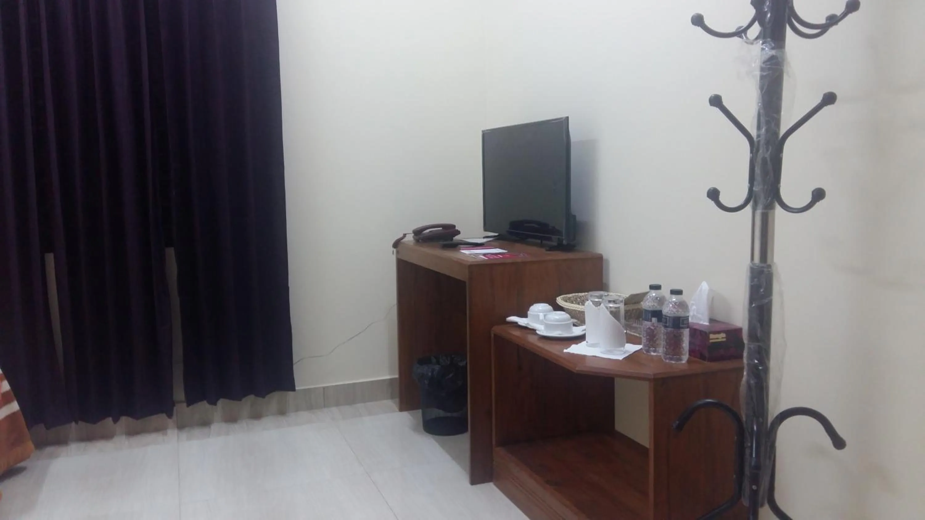 Bottomhill Palace Hotel