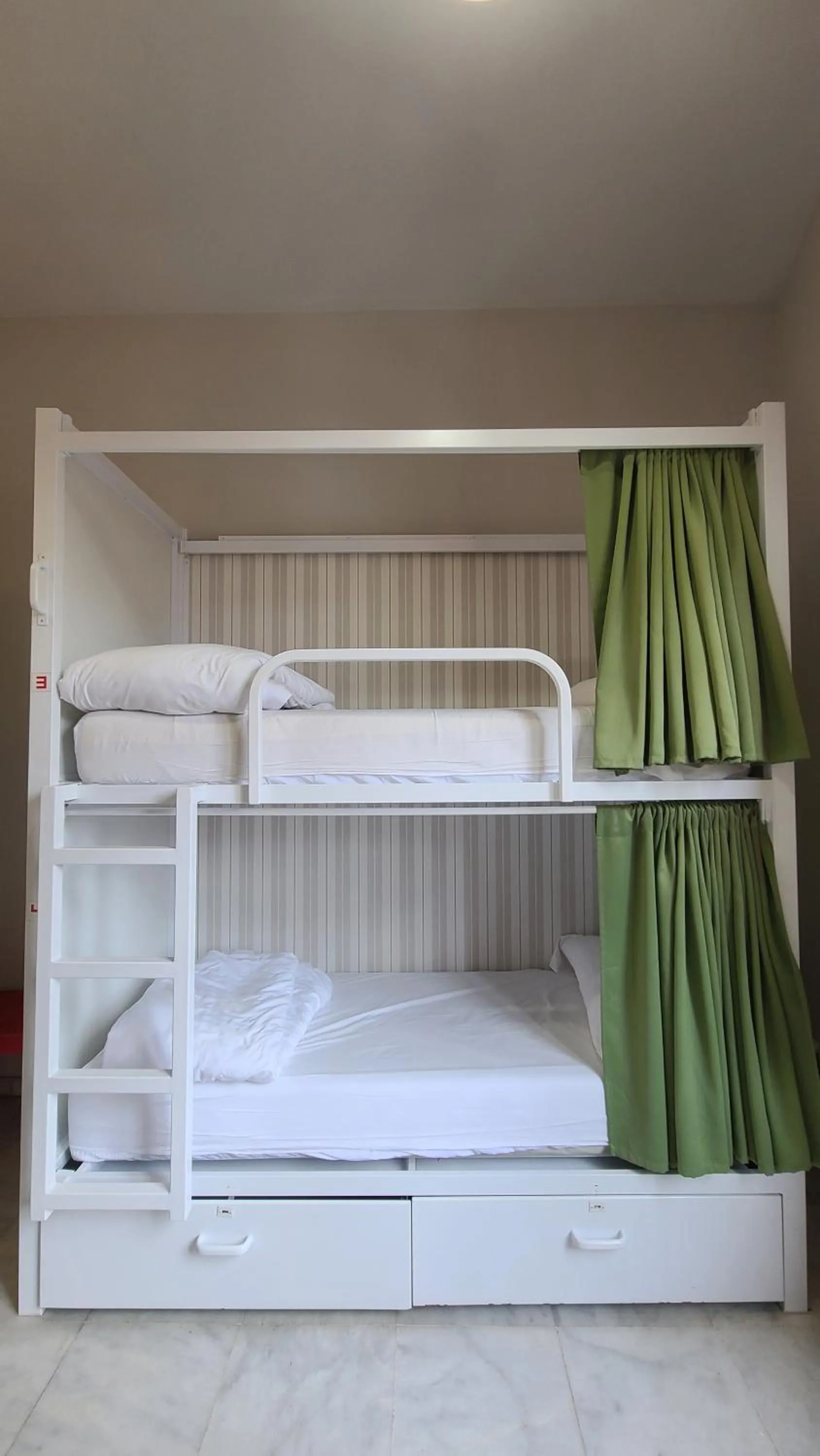 Bedroom, Bed in New Samay Hostel