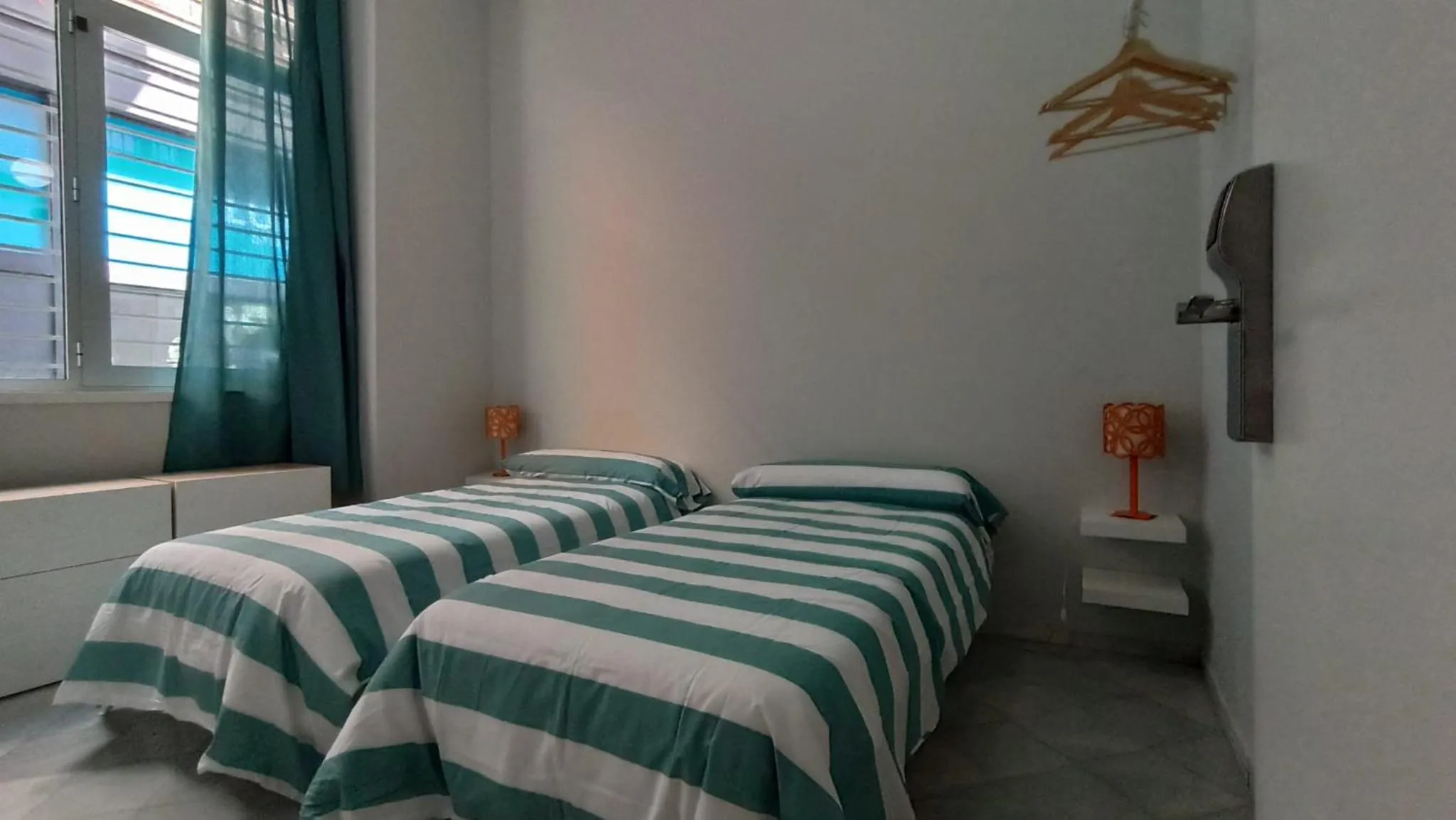 Bedroom, Bed in New Samay Hostel