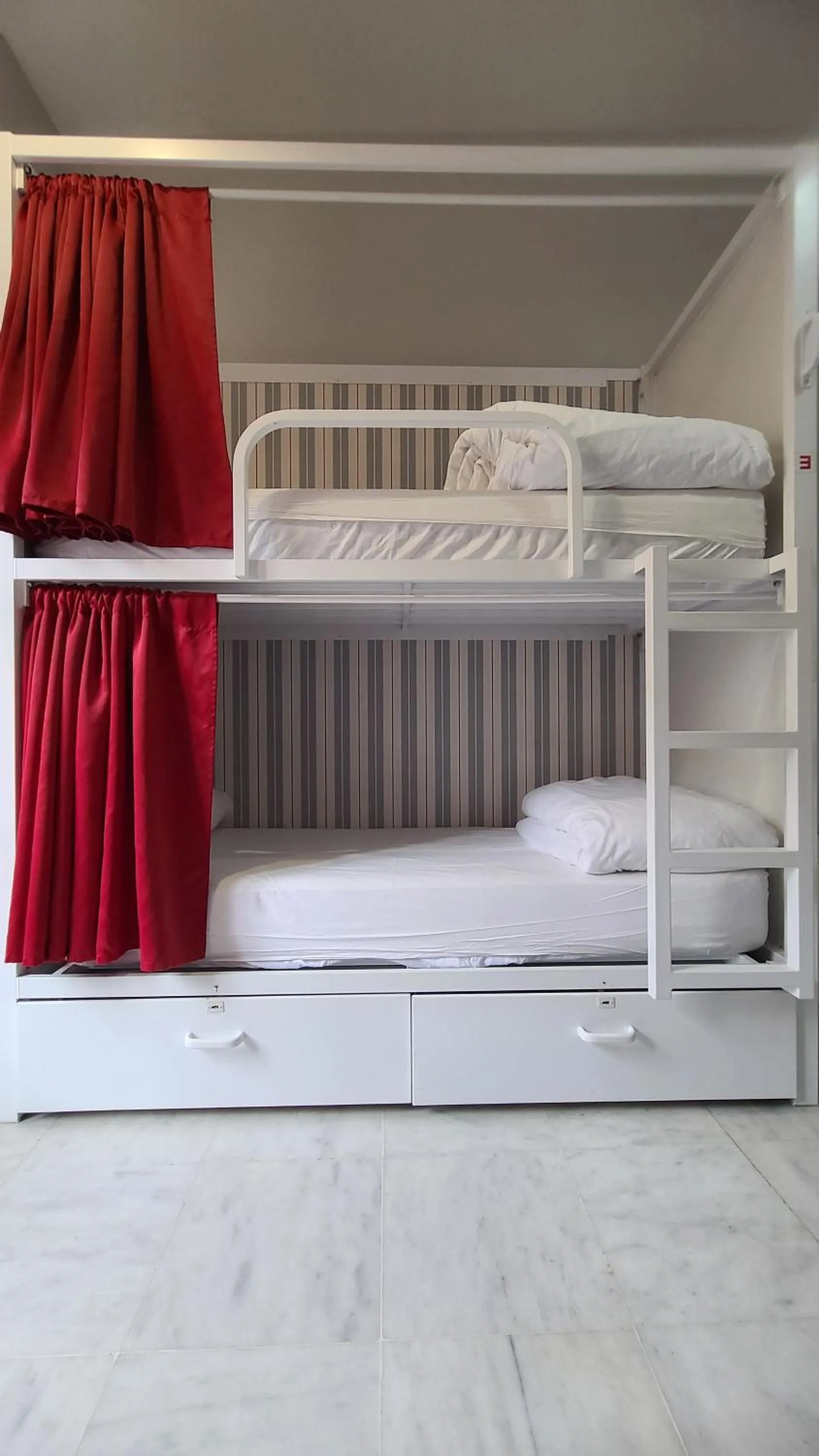 Bedroom, Bed in New Samay Hostel