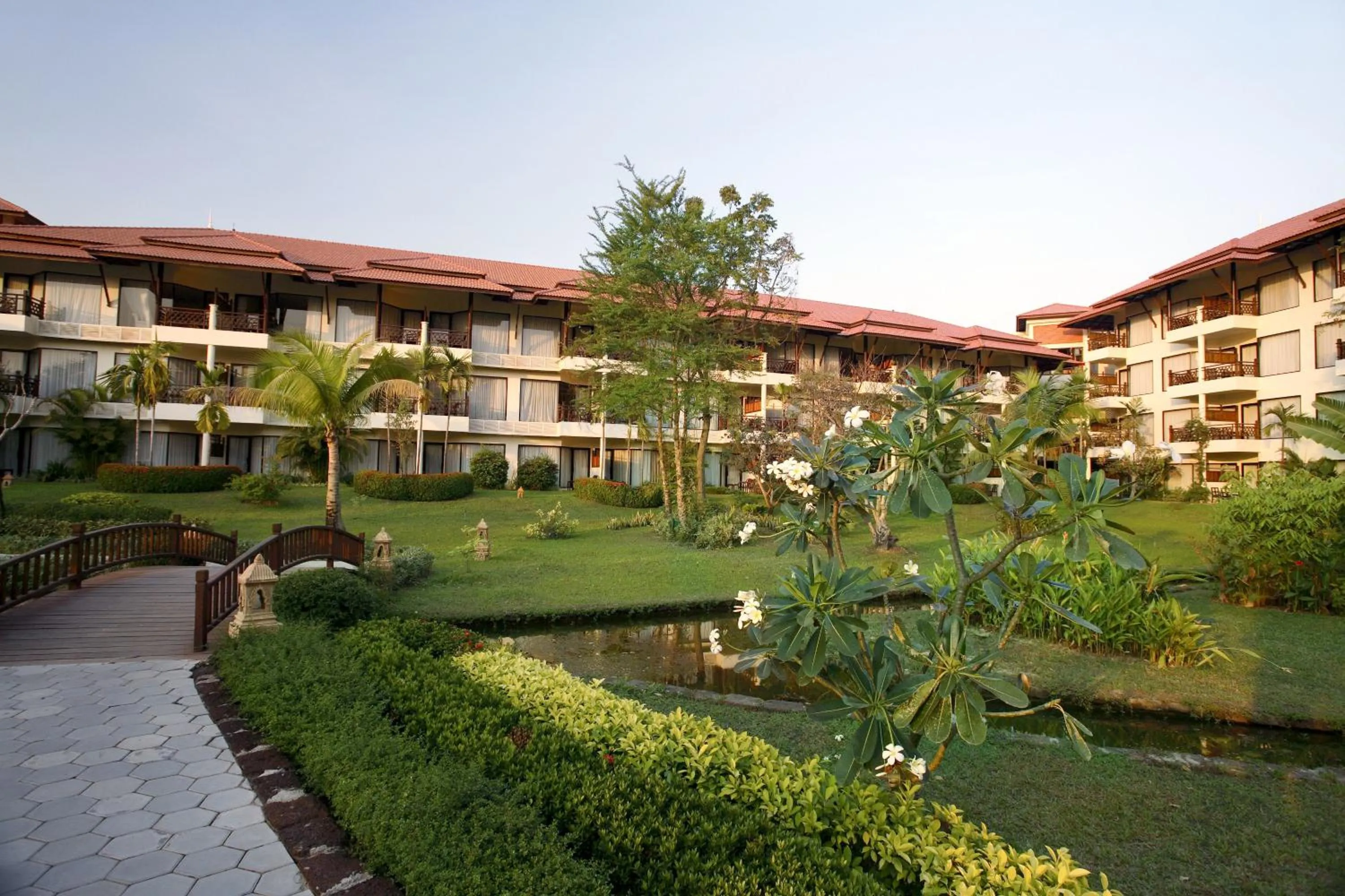 Garden in Palace Residence & Villa Siem Reap