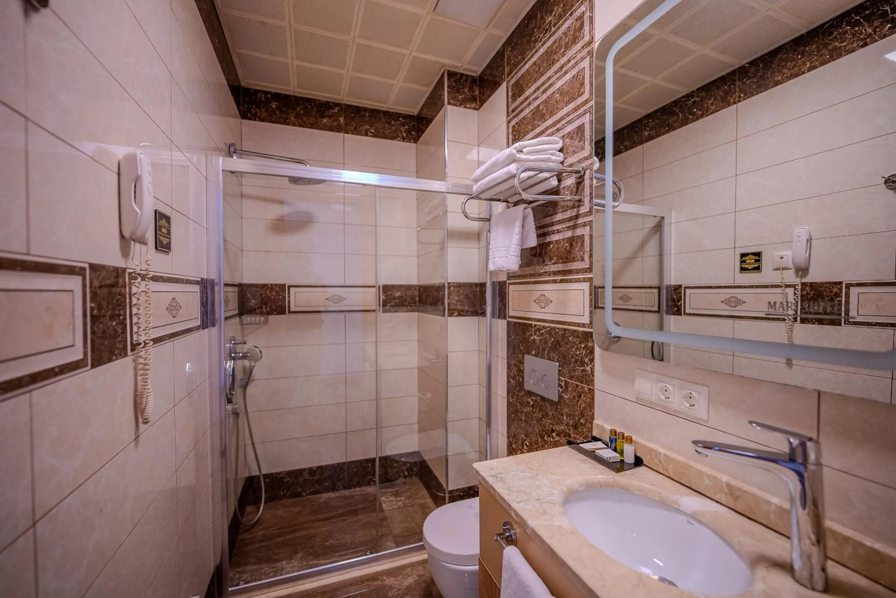 Shower in Mari Suites Hotel