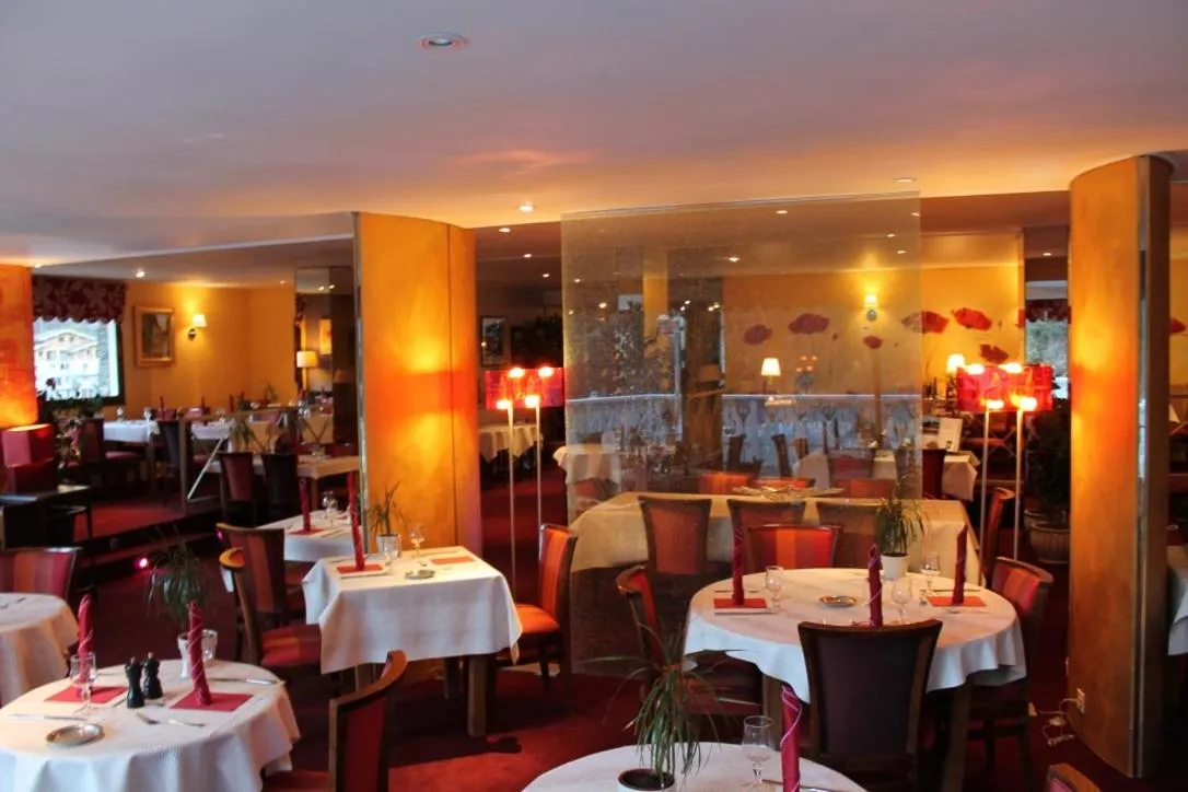 Restaurant/places to eat in Le Verseau