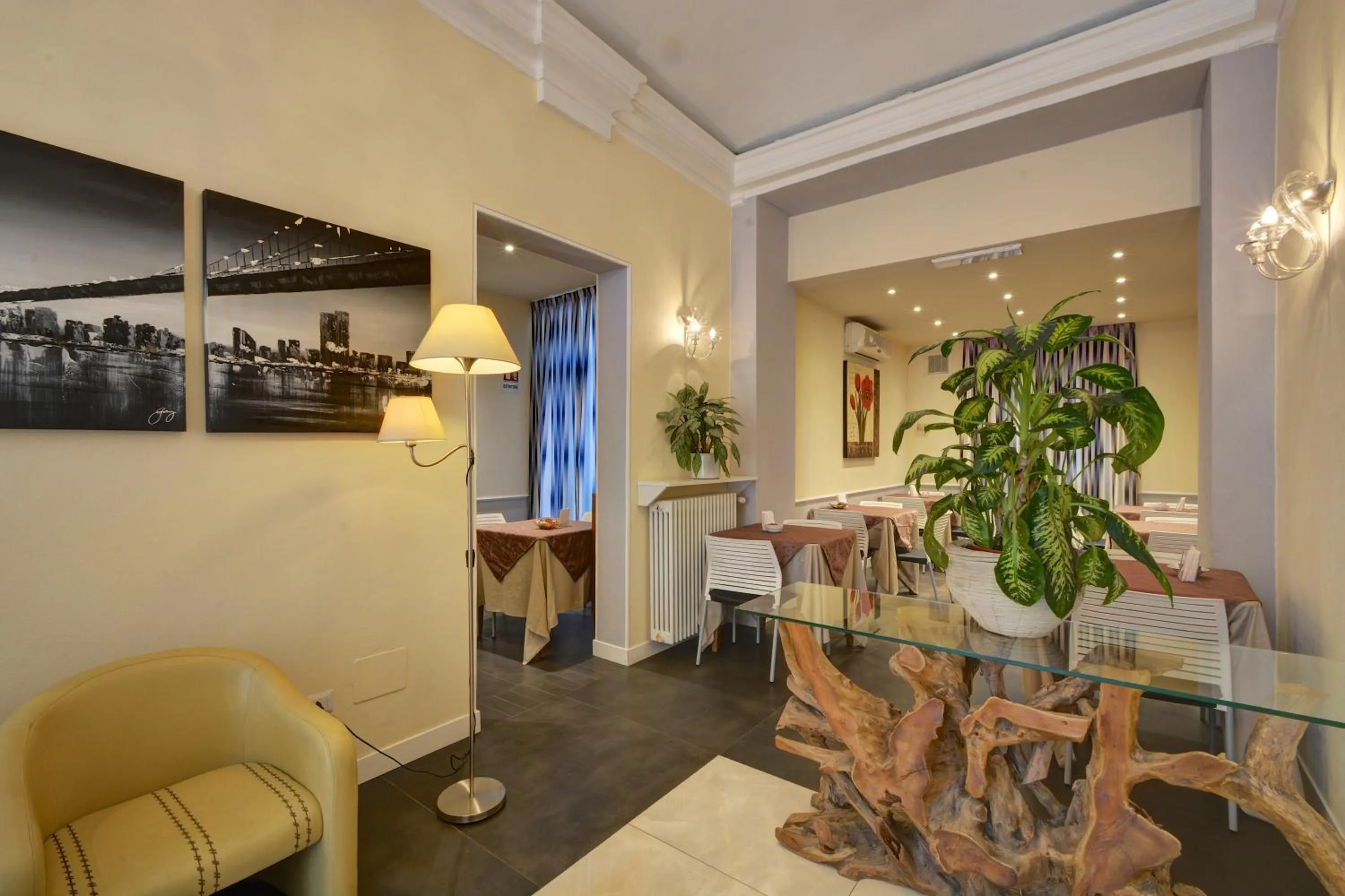 Lobby or reception in Hotel Universo