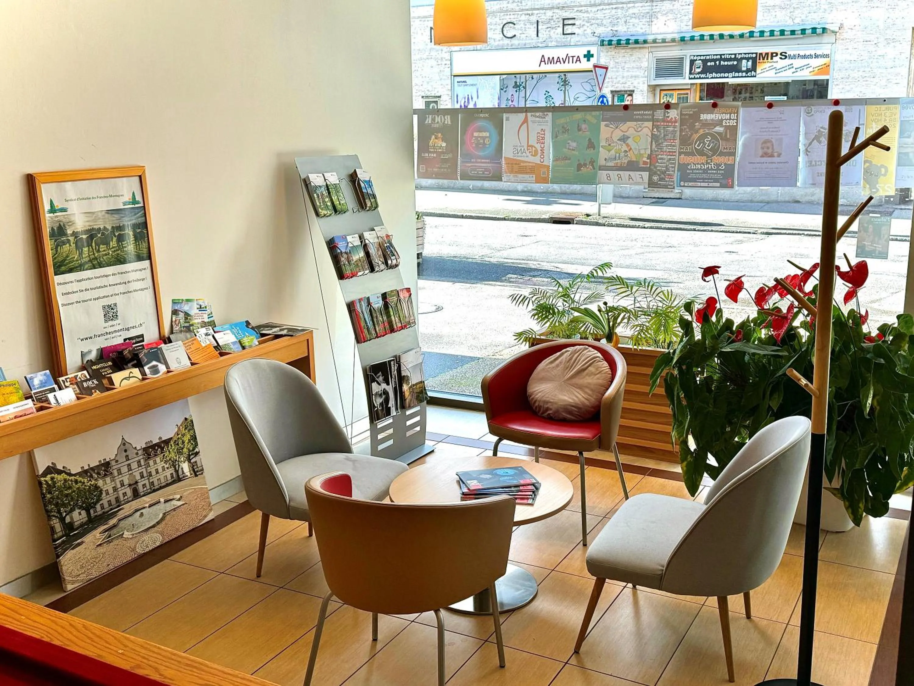 Living room in ibis Delémont