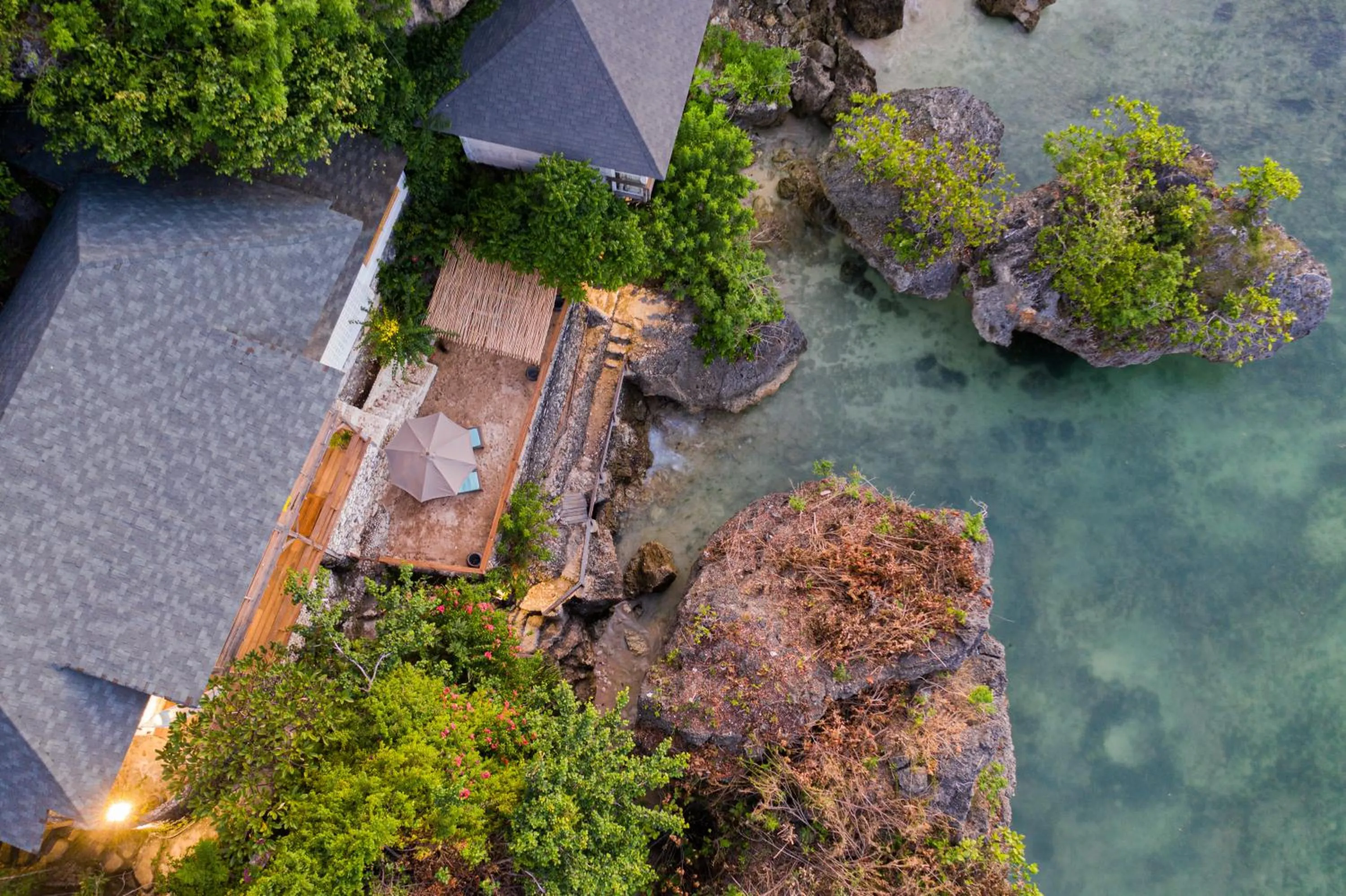 Property building in Bingin Beach House