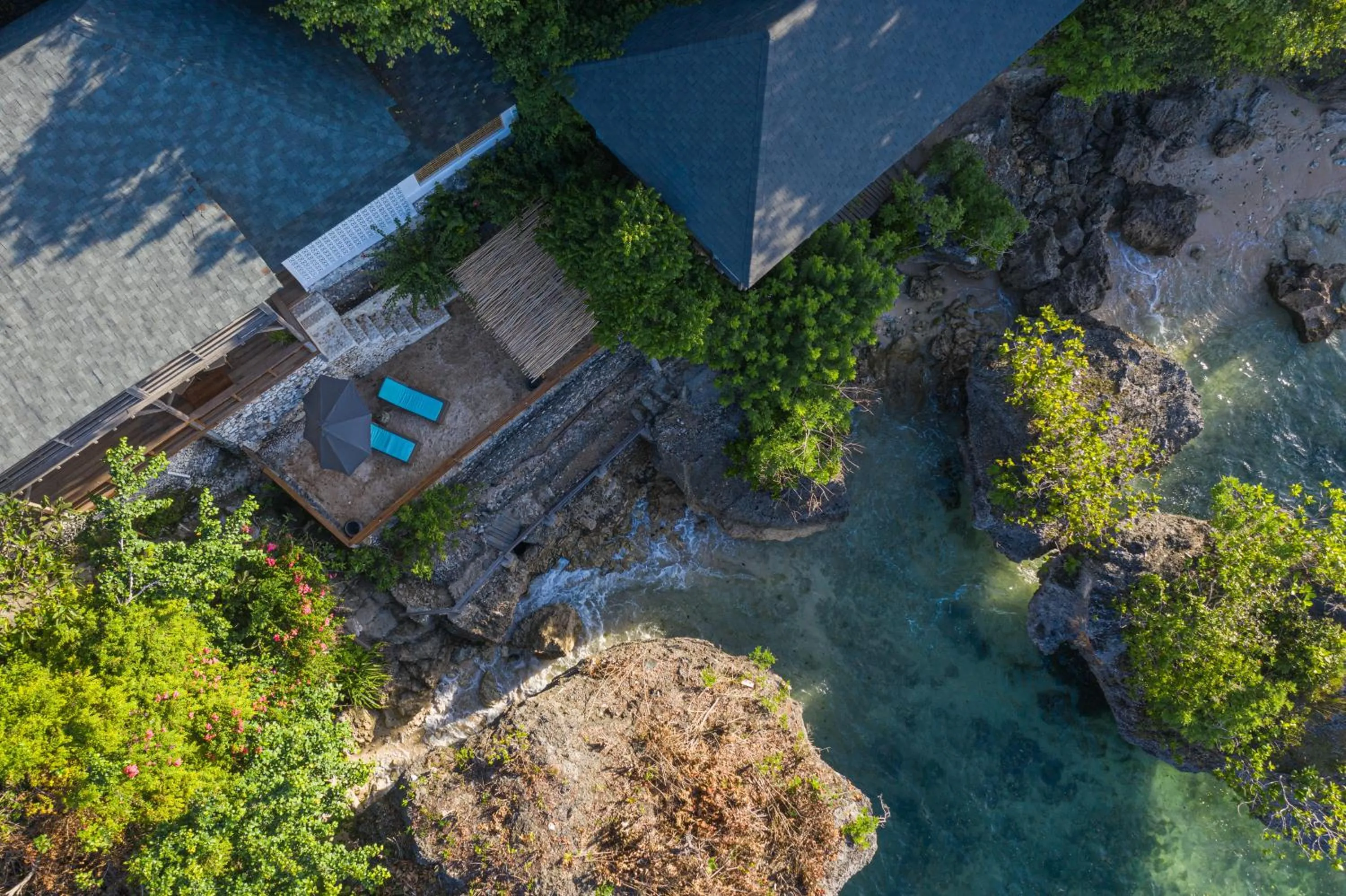 Property building in Bingin Beach House