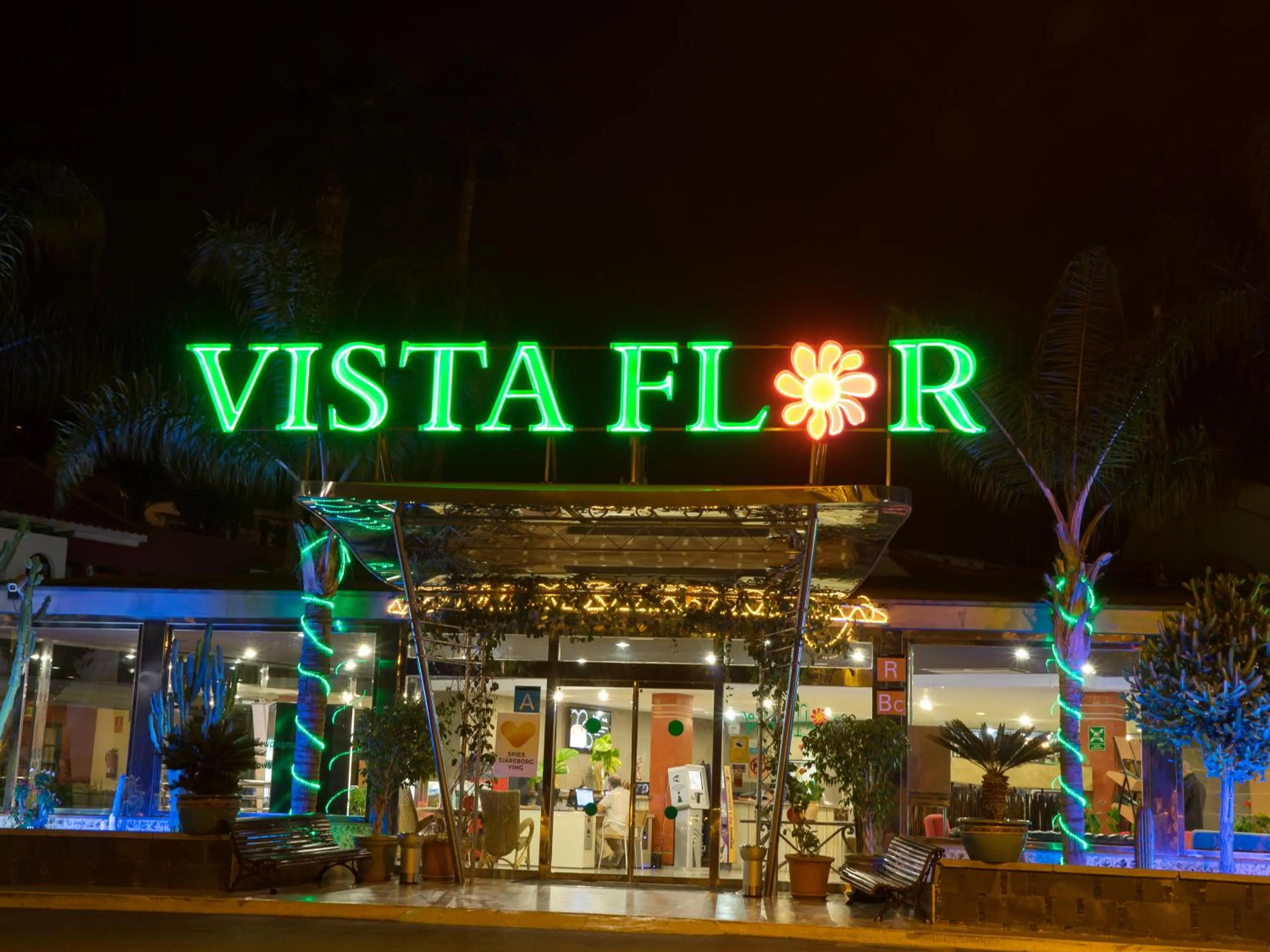 Facade/entrance in Bungalows Vistaflor