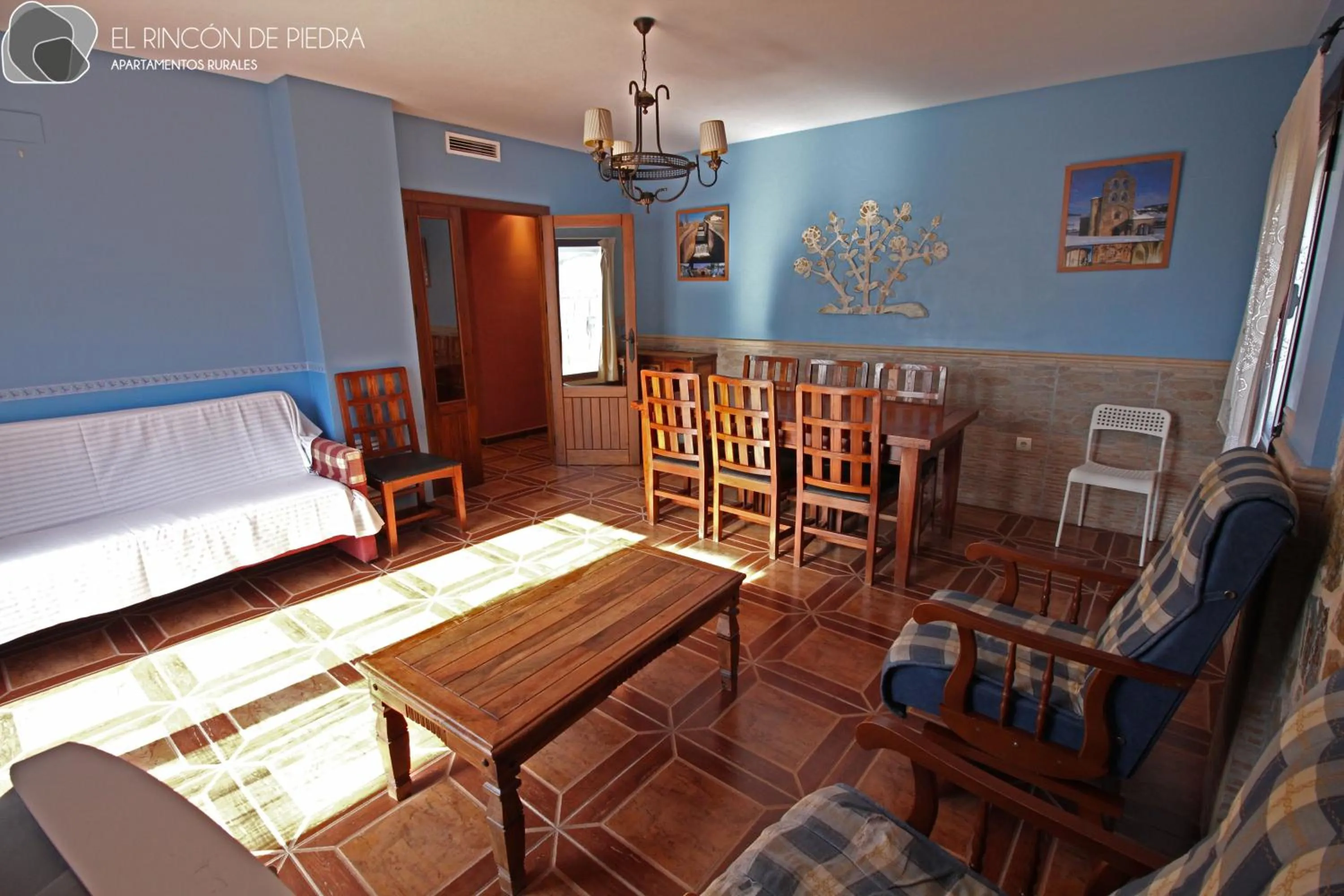 Dining area, Bed in El Rincon de Piedra