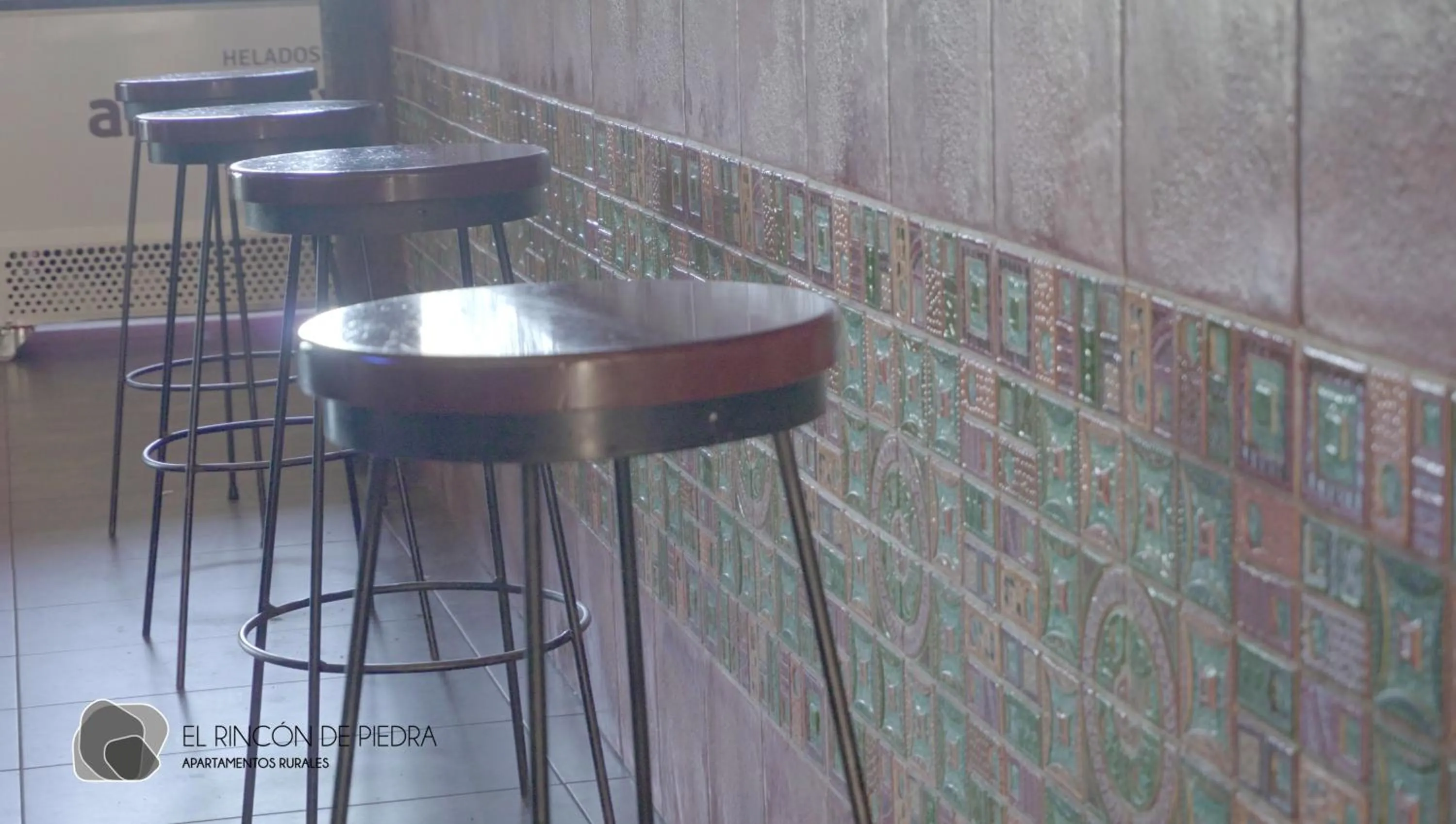 Lounge or bar in El Rincon de Piedra