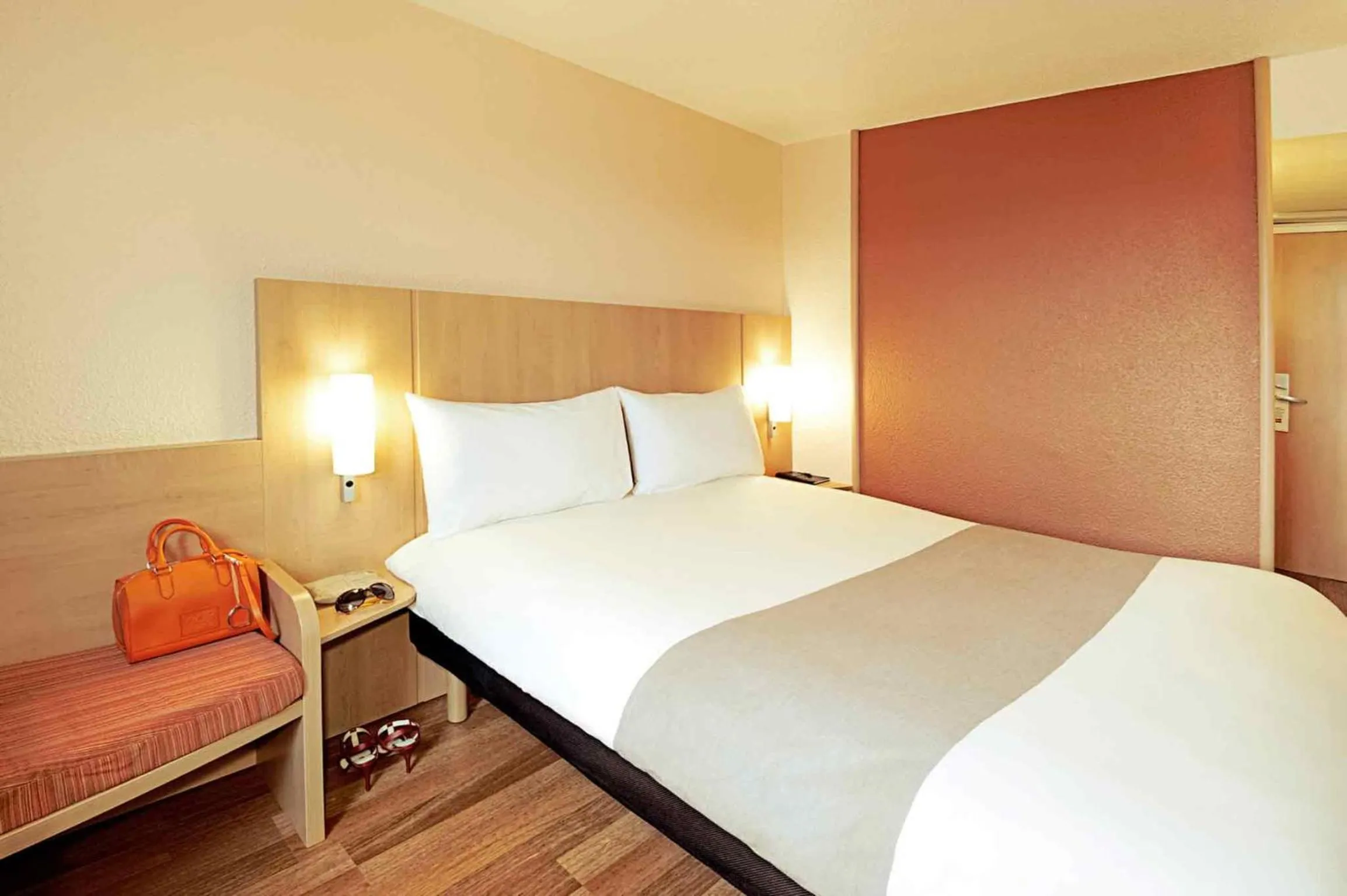 Bed in ibis Bulle - La Gruyère Swiss Bike Hotel