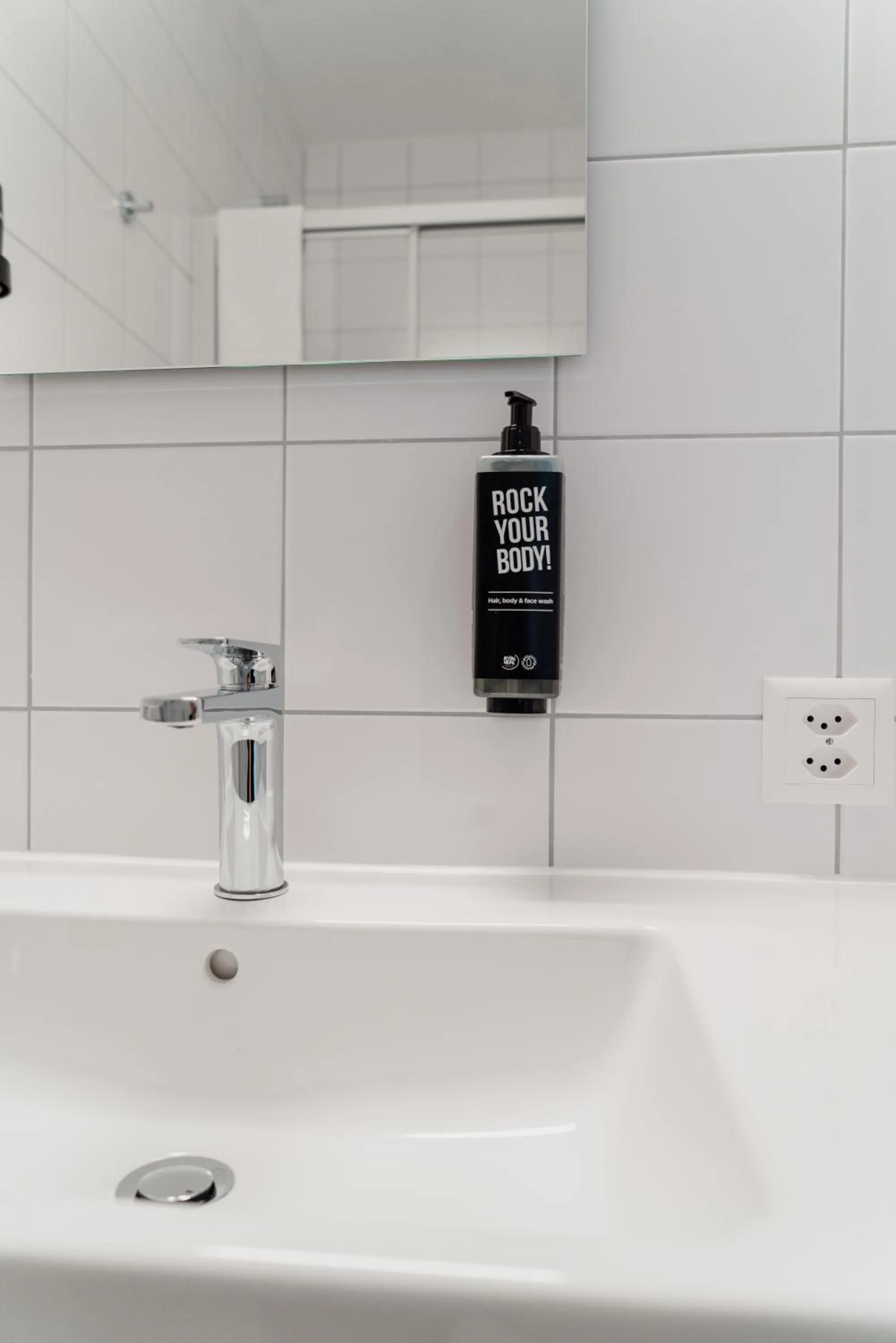 Bathroom in ibis Bulle - La Gruyère Swiss Bike Hotel