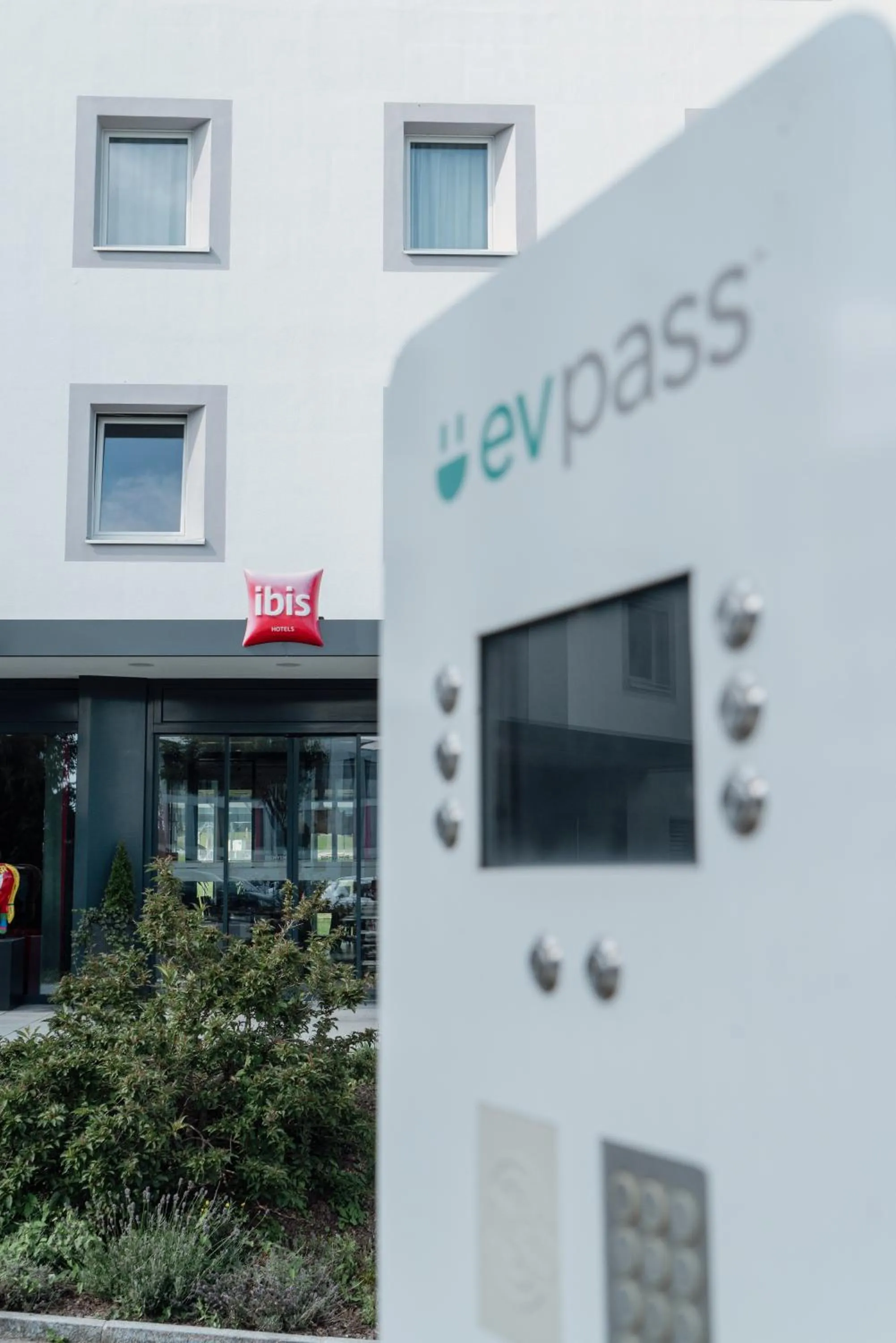 Property building in ibis Bulle - La Gruyère Swiss Bike Hotel