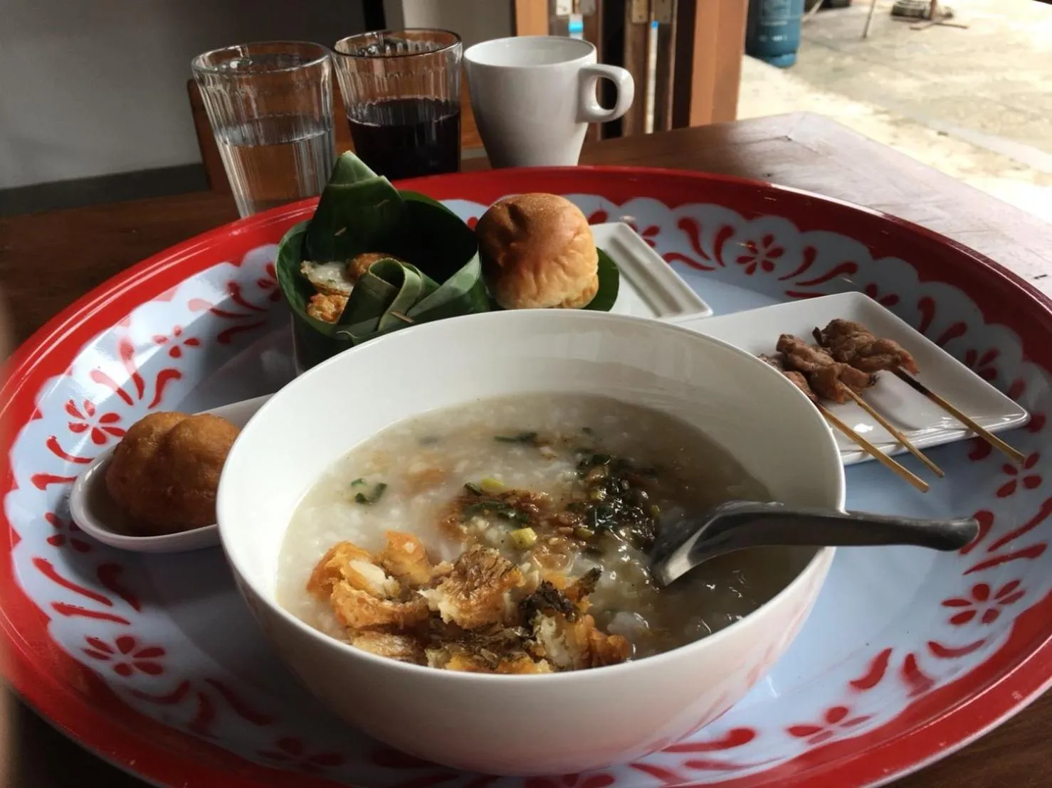 Breakfast in Comeneetee Uthai