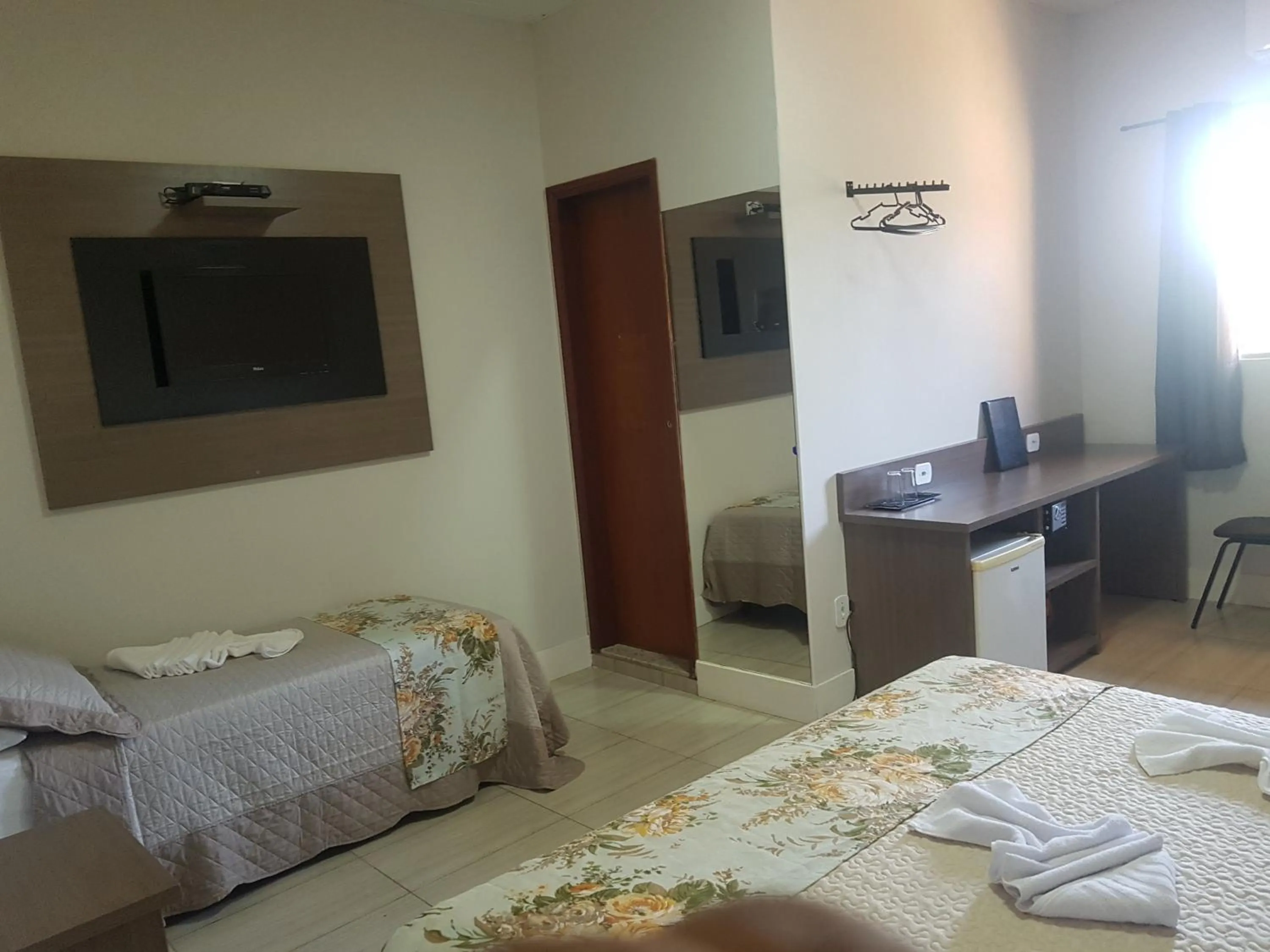 Bed in Hotel Refugio