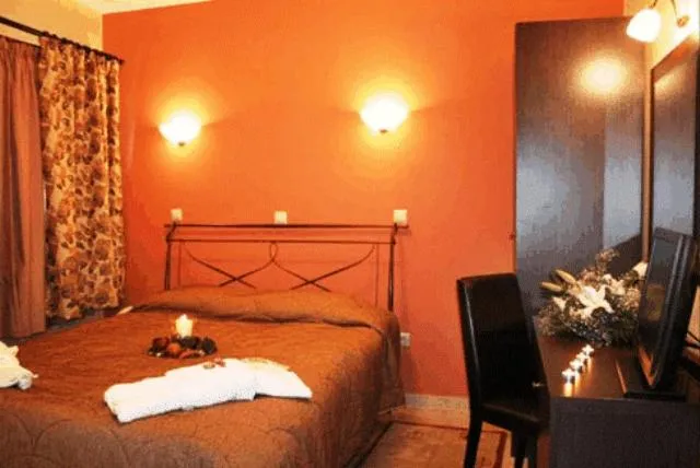 Bed in Asteras Hotel