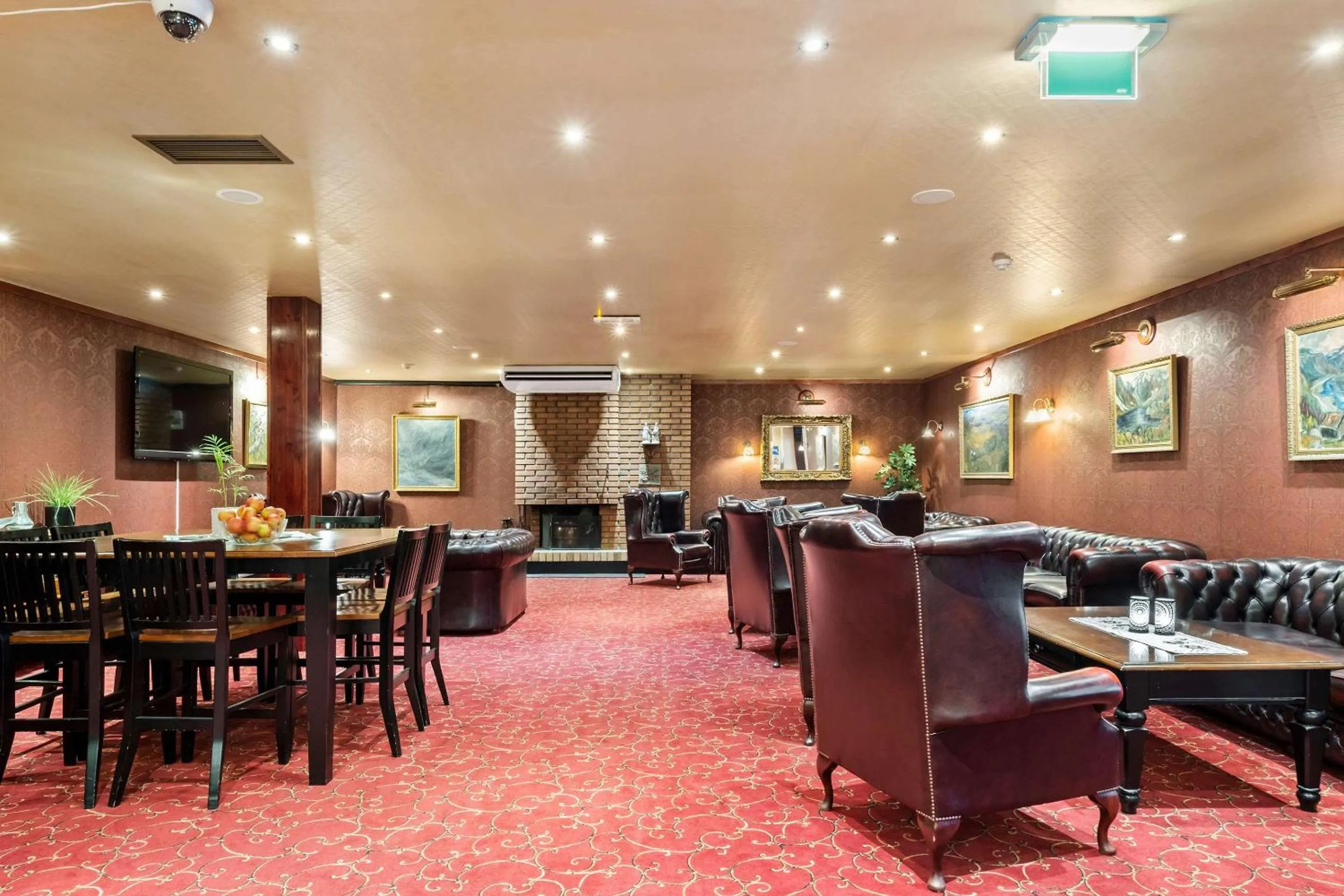 Lobby or reception in Best Western Laegreid Hotell