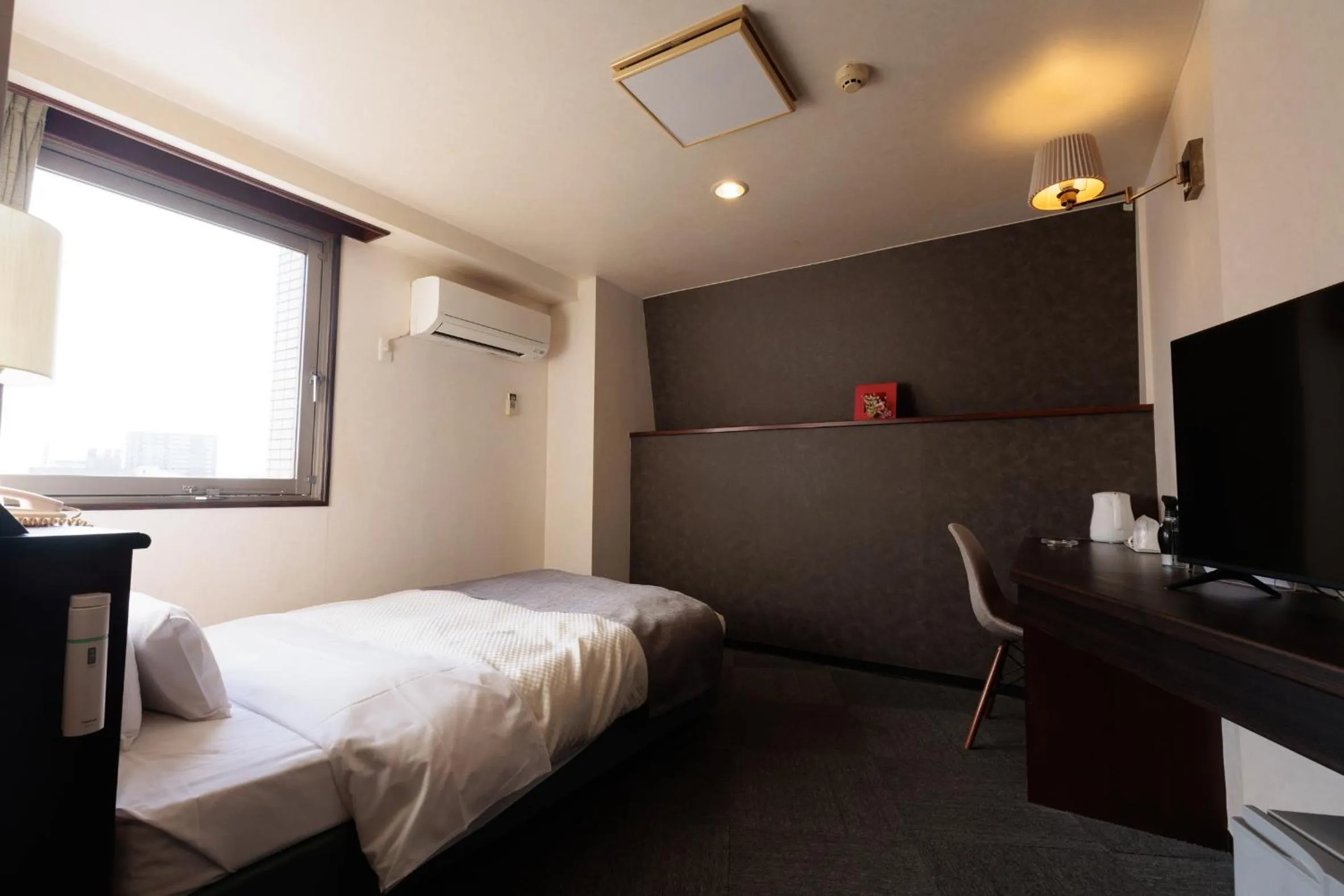 Photo of the whole room, Bed in Hotel Honjo