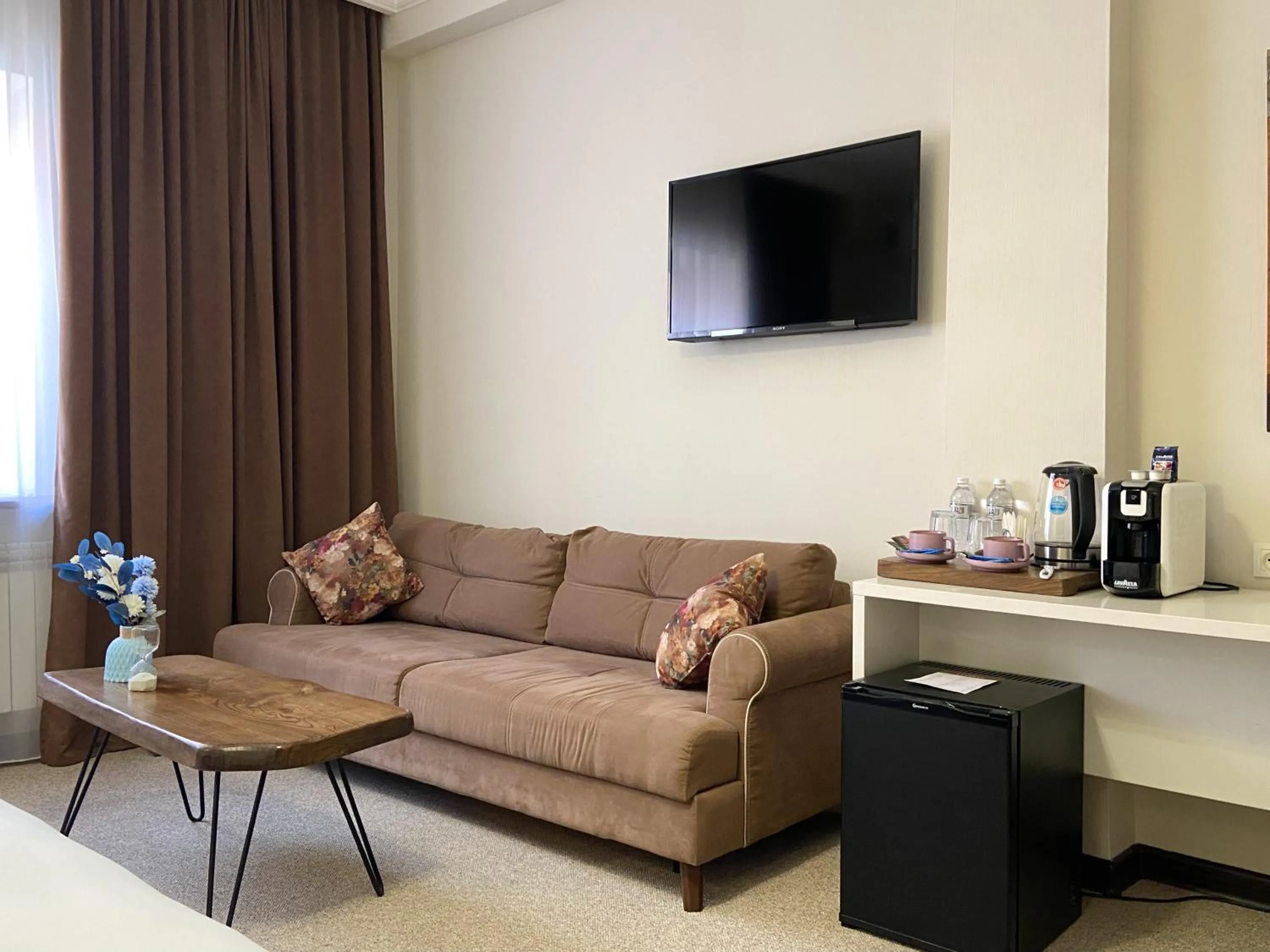 TV and multimedia in Keremet Hotel