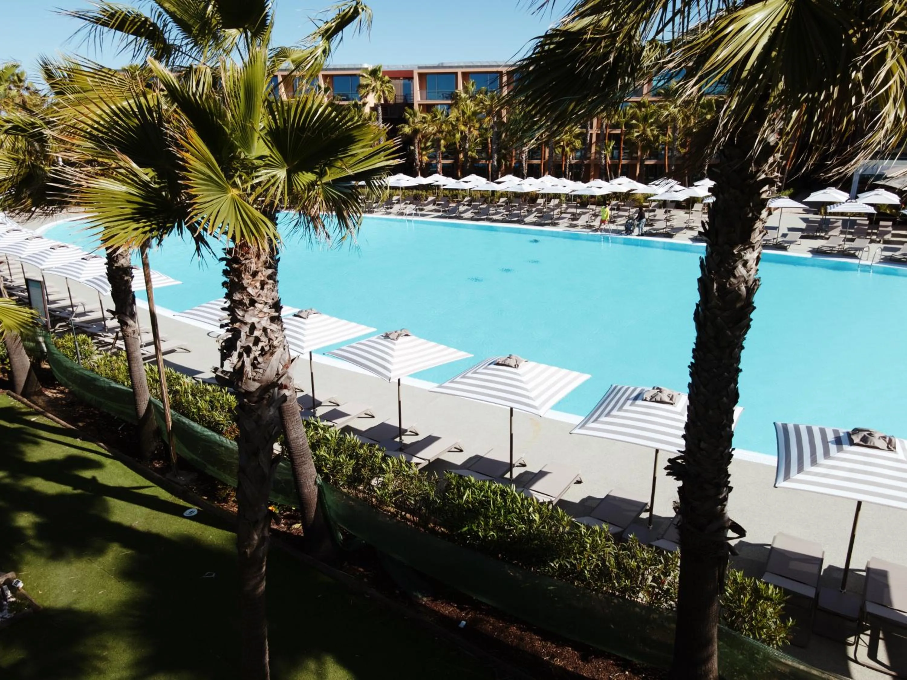Swimming pool in VidaMar Resort Hotel Algarve