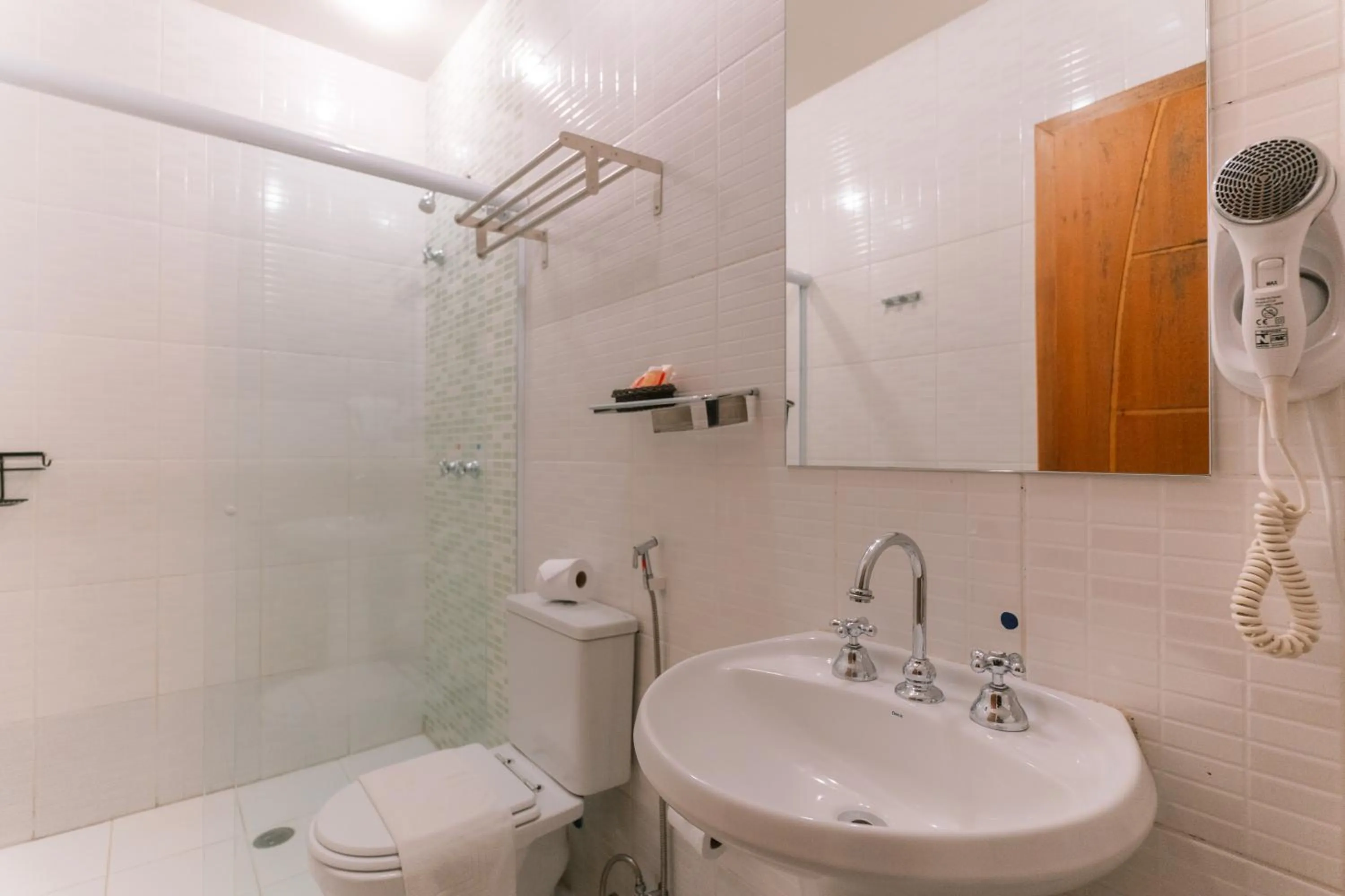 Bathroom in Pousada La Toscana Campos do Jordão