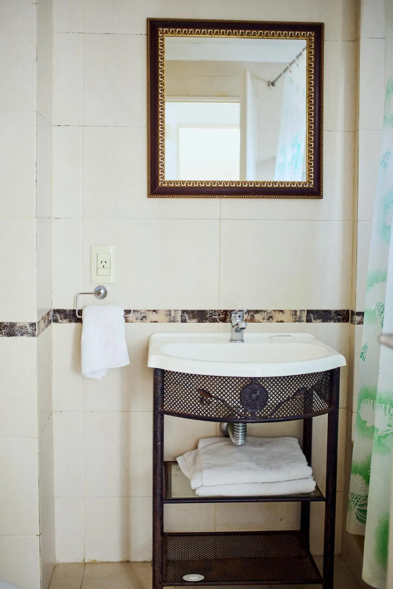 Bathroom in Miliño Apart Hotel