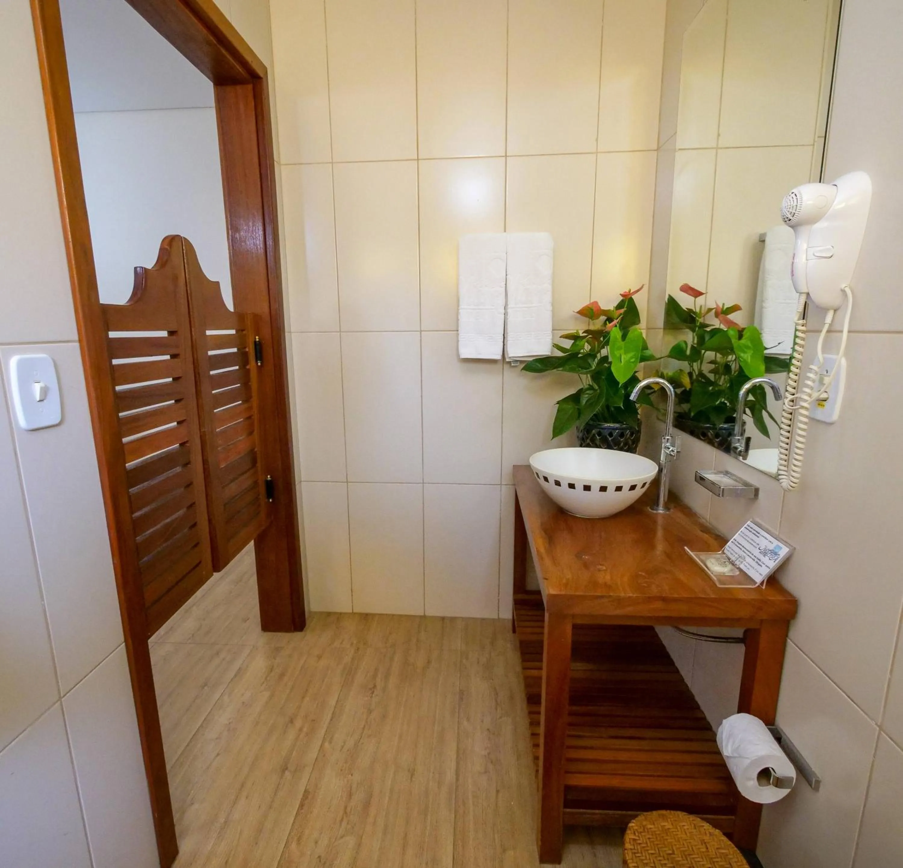 Bathroom in Marruá Hotel