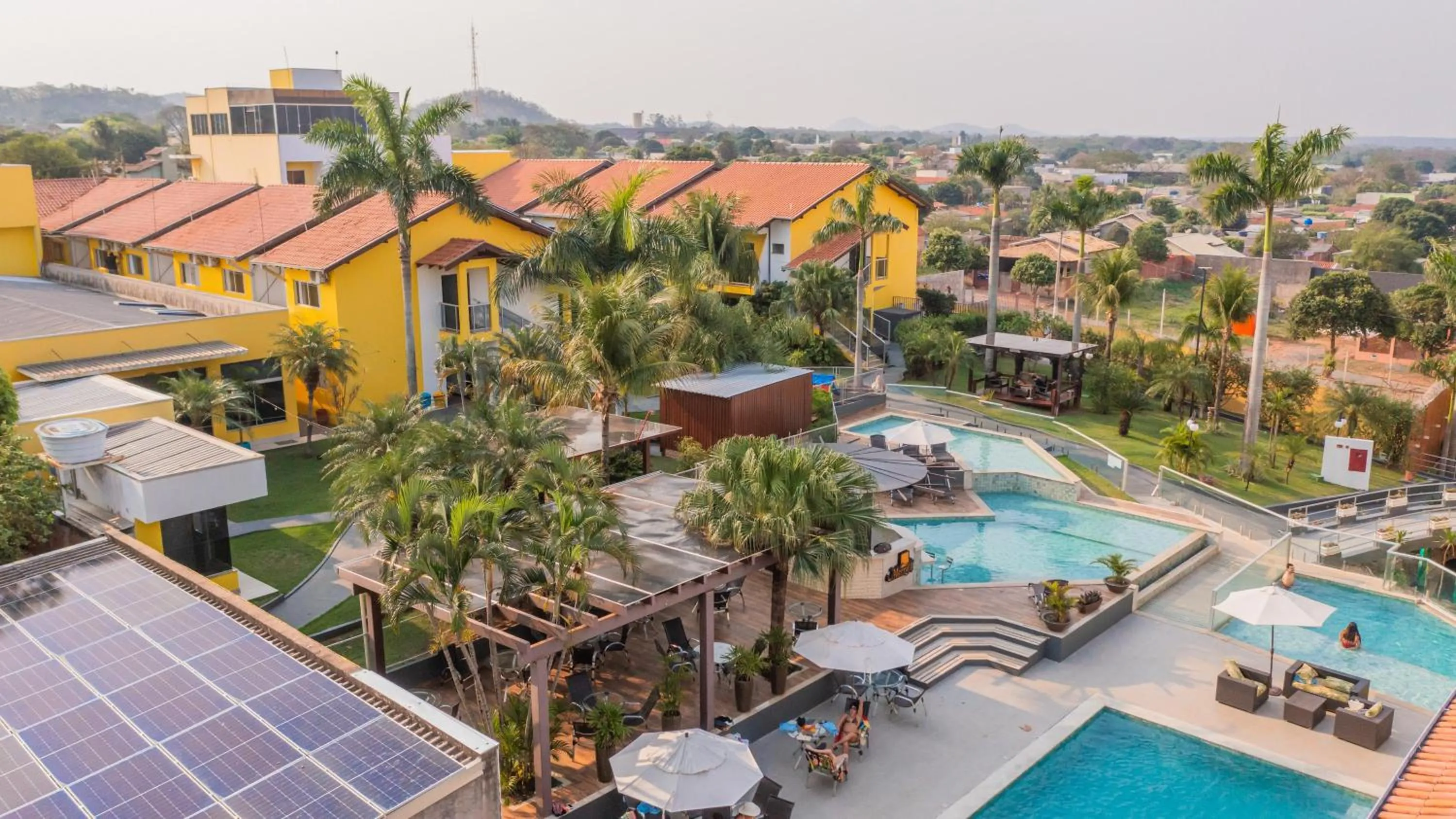 Swimming pool in Marruá Hotel