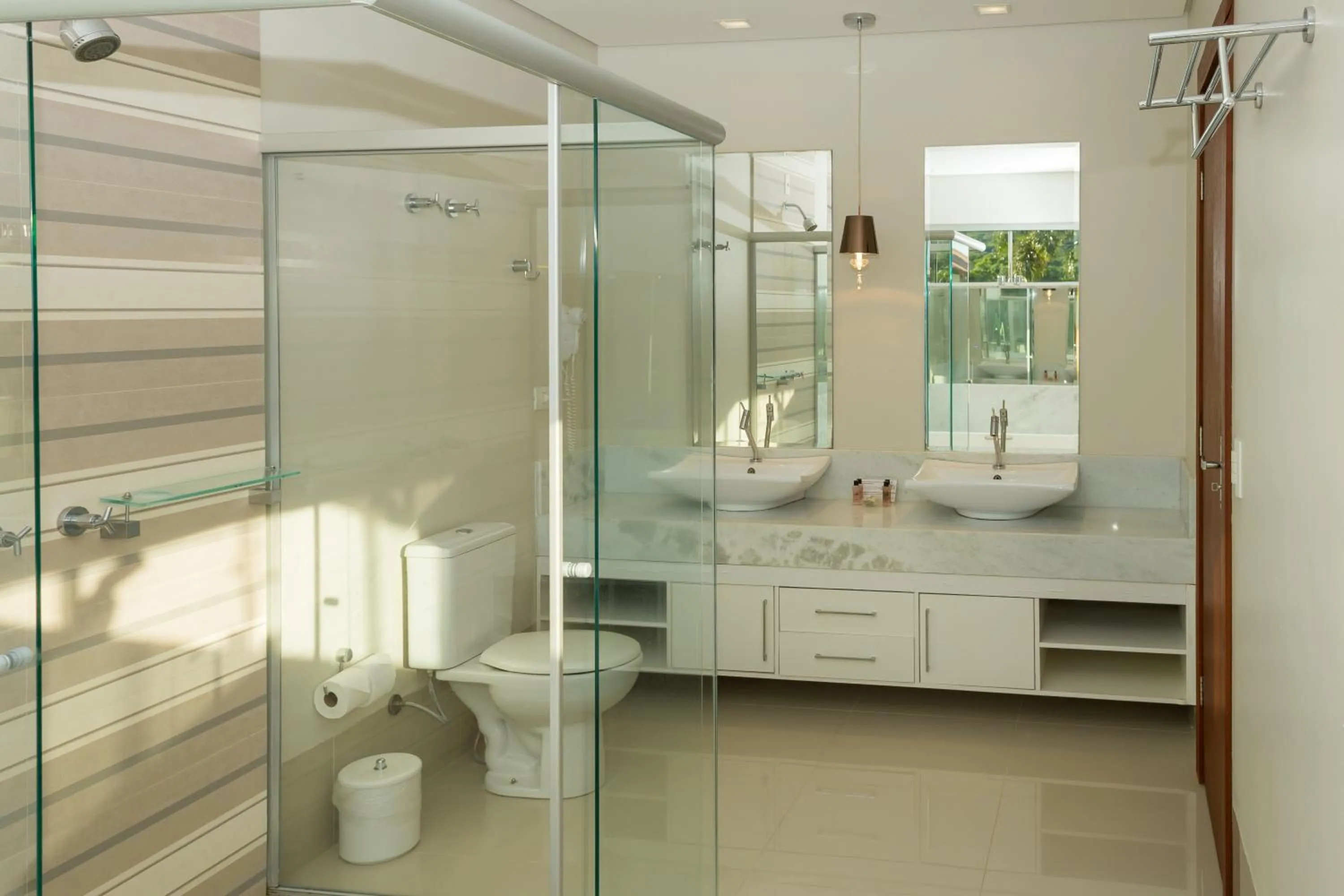 Bathroom in Marruá Hotel