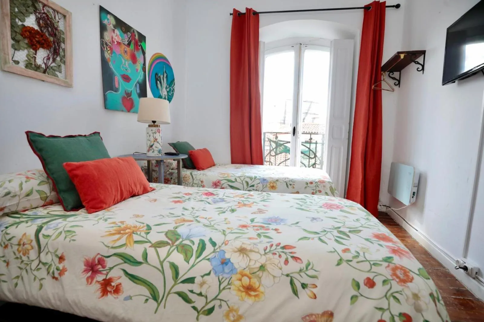 Bed in ThePlacetoBe B&B