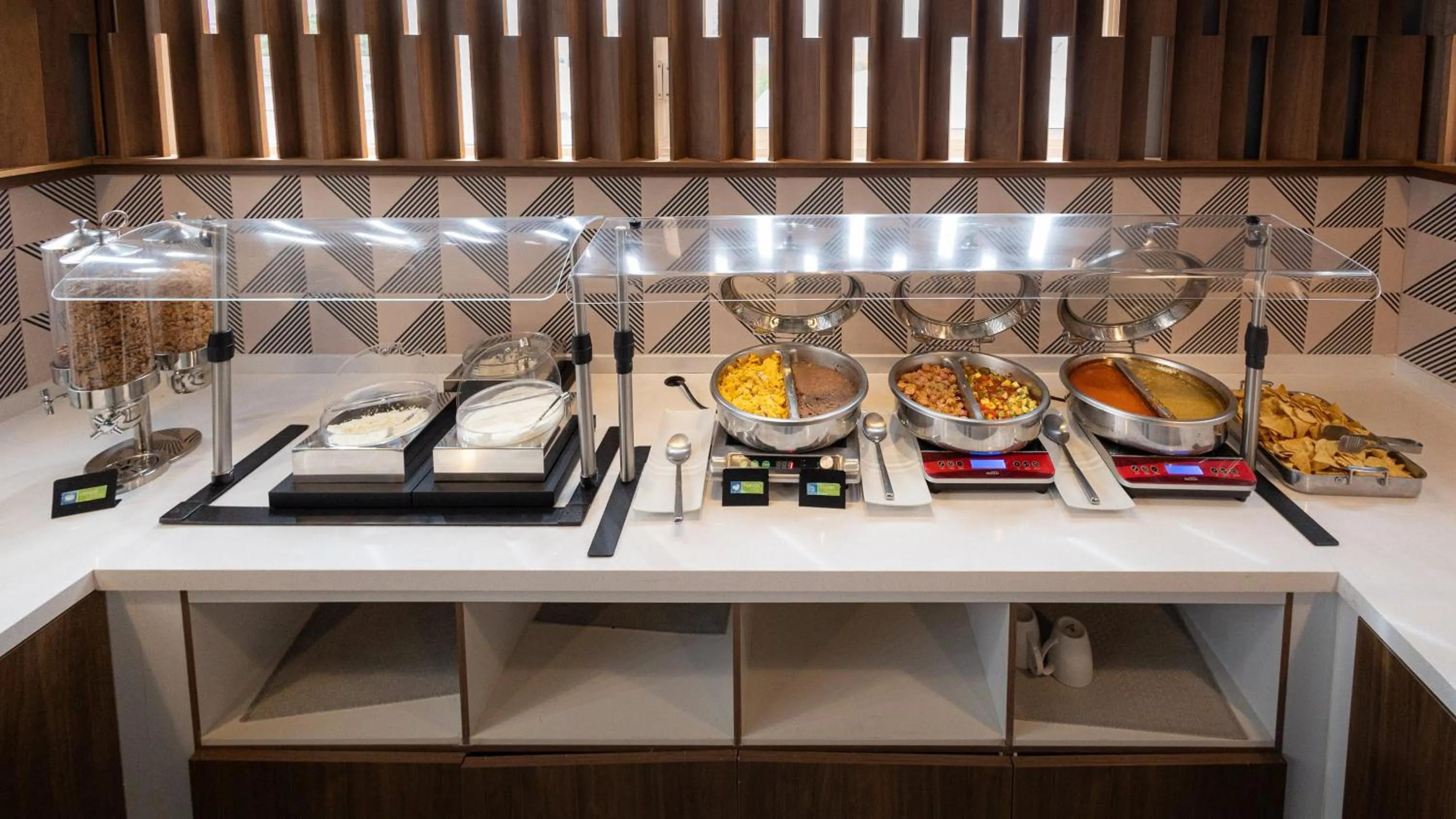 Breakfast in Holiday Inn Express Morelia Centro Historico