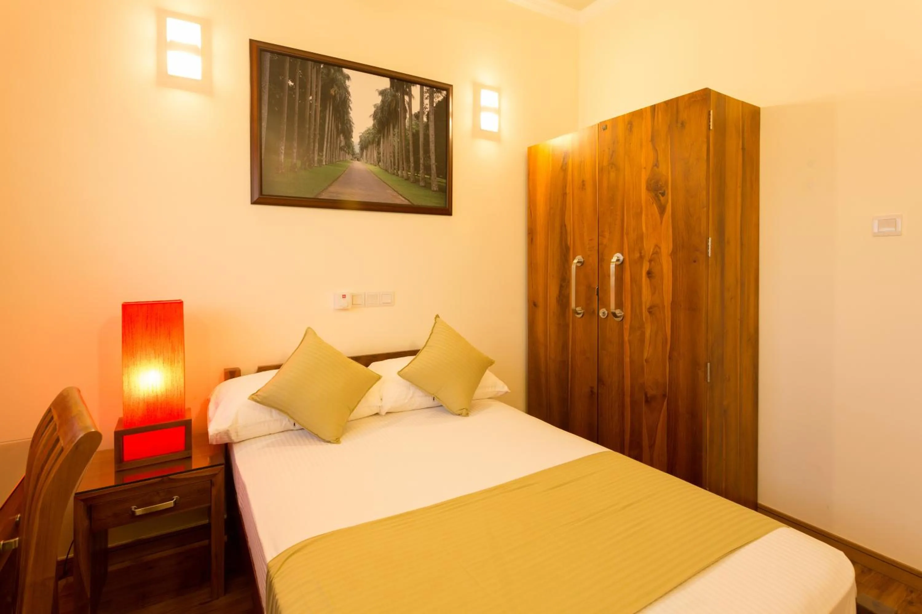 Bedroom, Bed in Shalom Residence Nawala