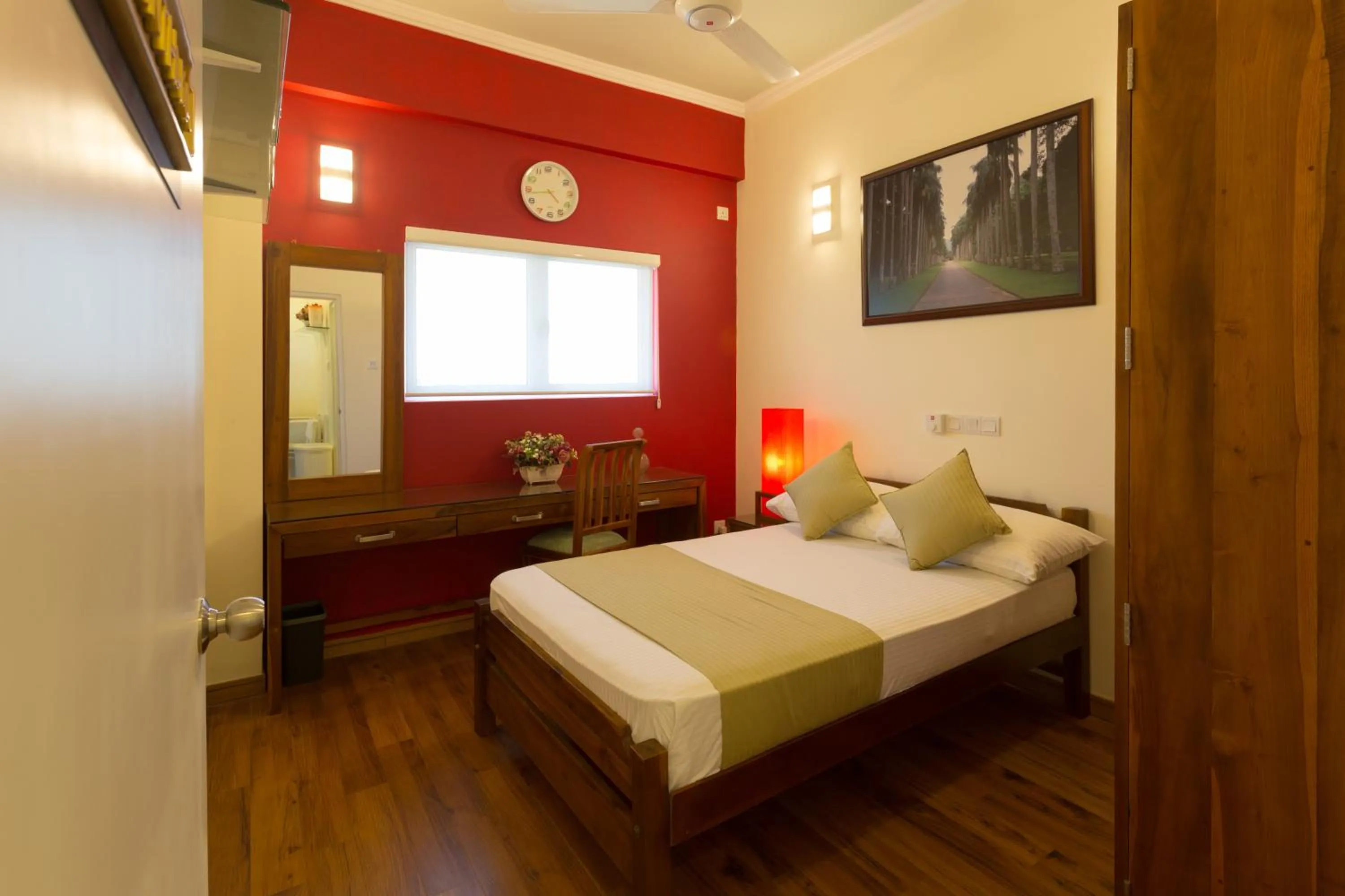 Bedroom, Bed in Shalom Residence Nawala