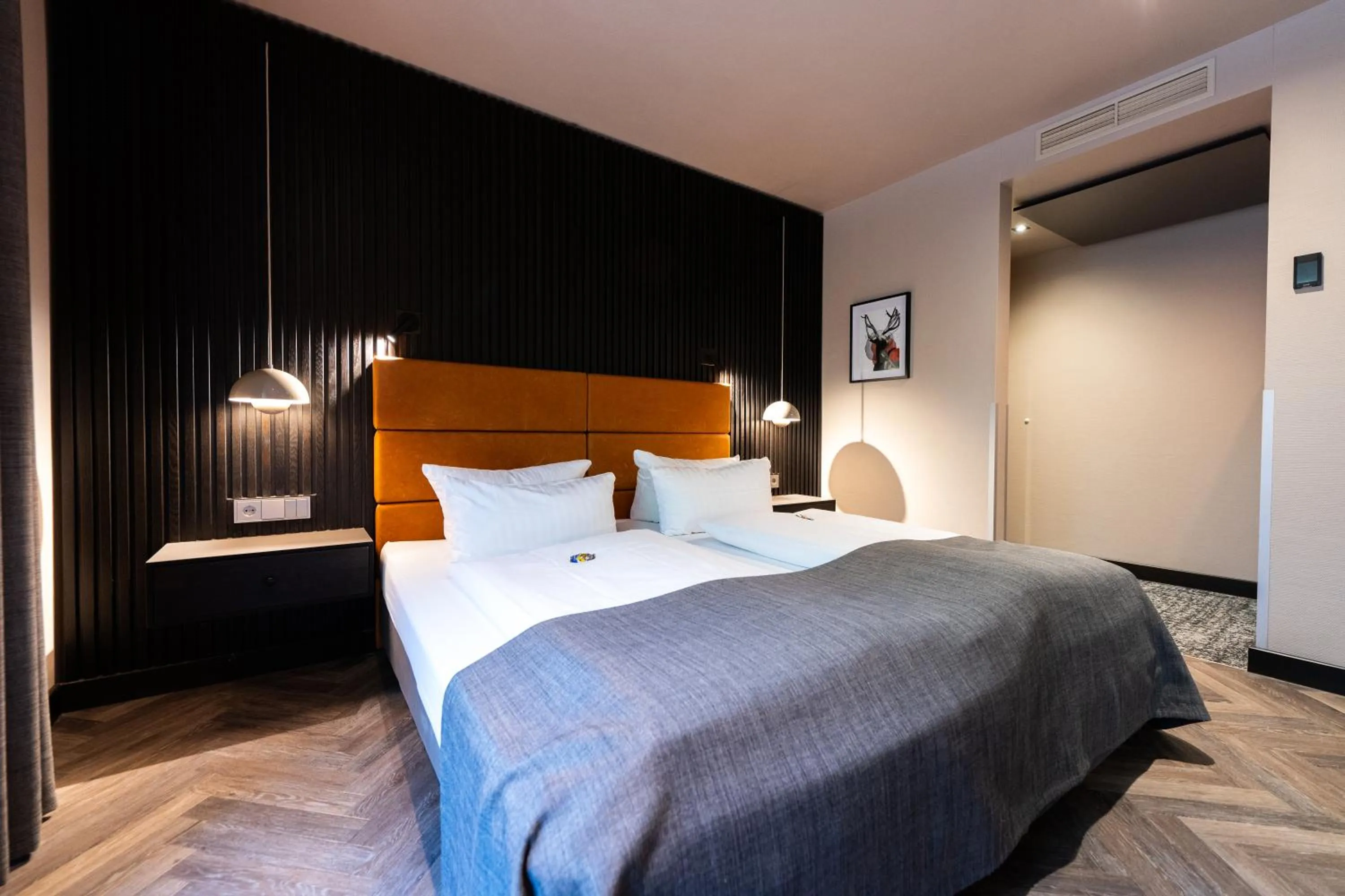 Photo of the whole room, Bed in Hotel Zum Zollhaus