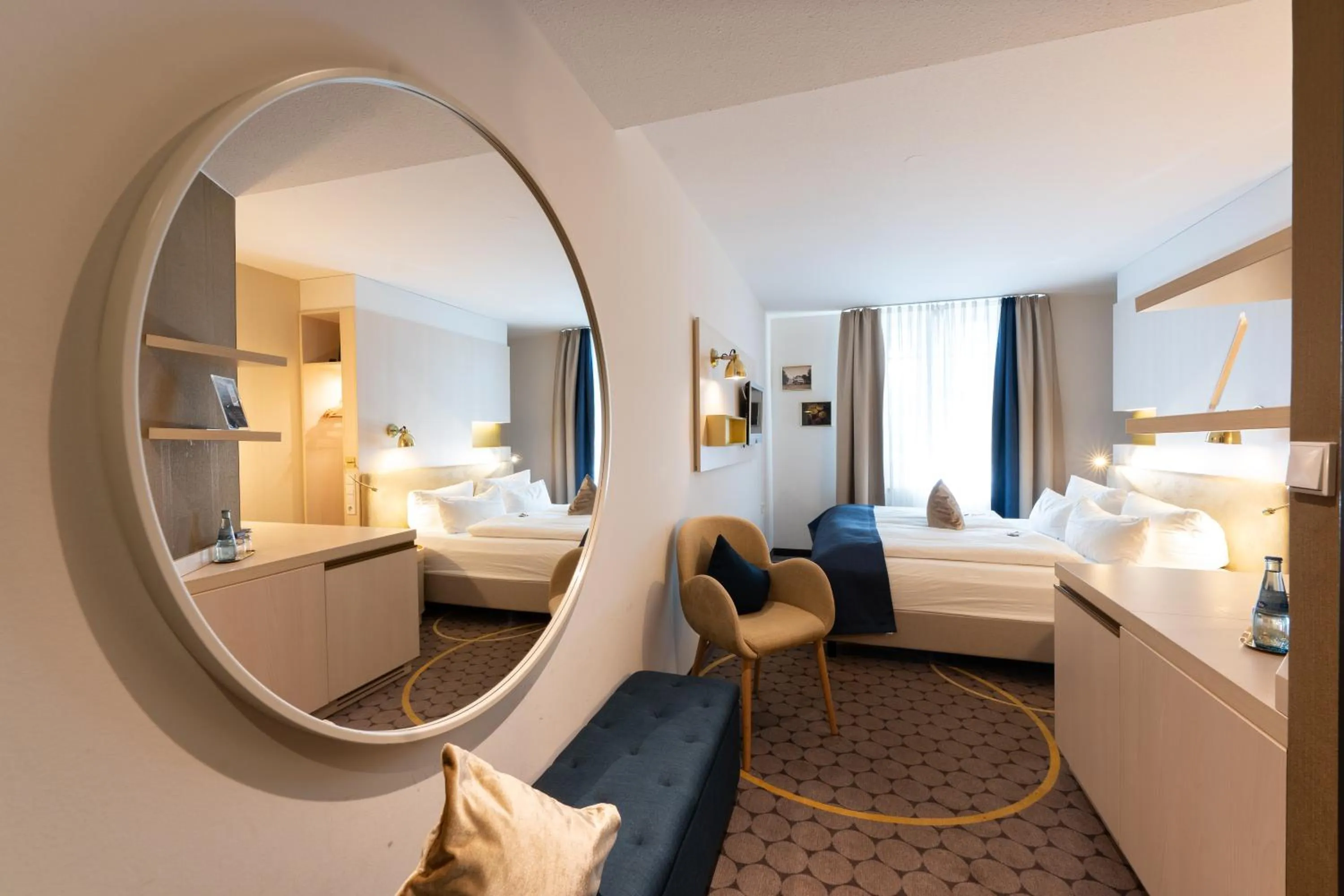 Photo of the whole room, Bed in Hotel Zum Zollhaus